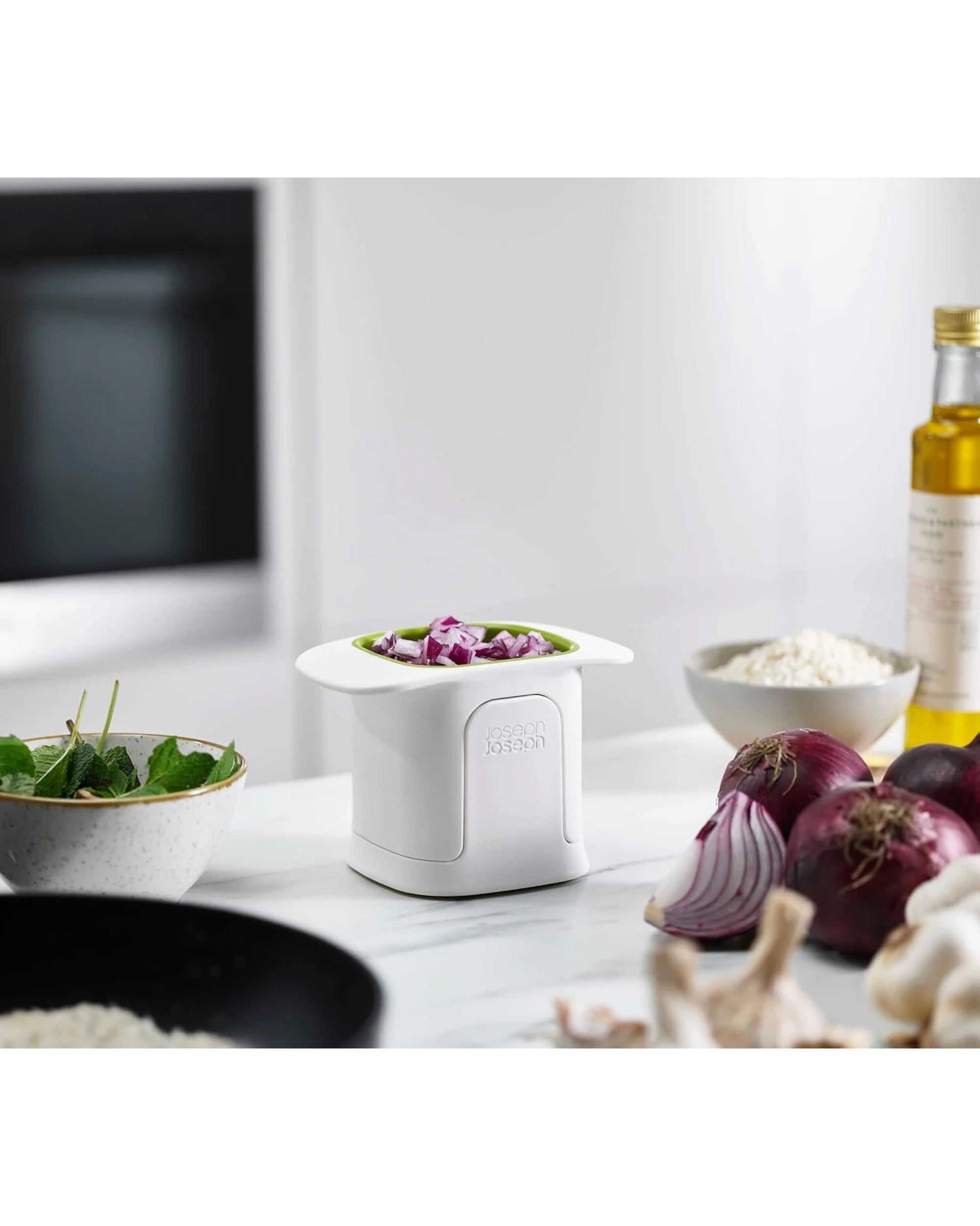 3 Joseph Joseph ChocoCup Vegetable Dicer Chopper in White/Green, 3 of 6