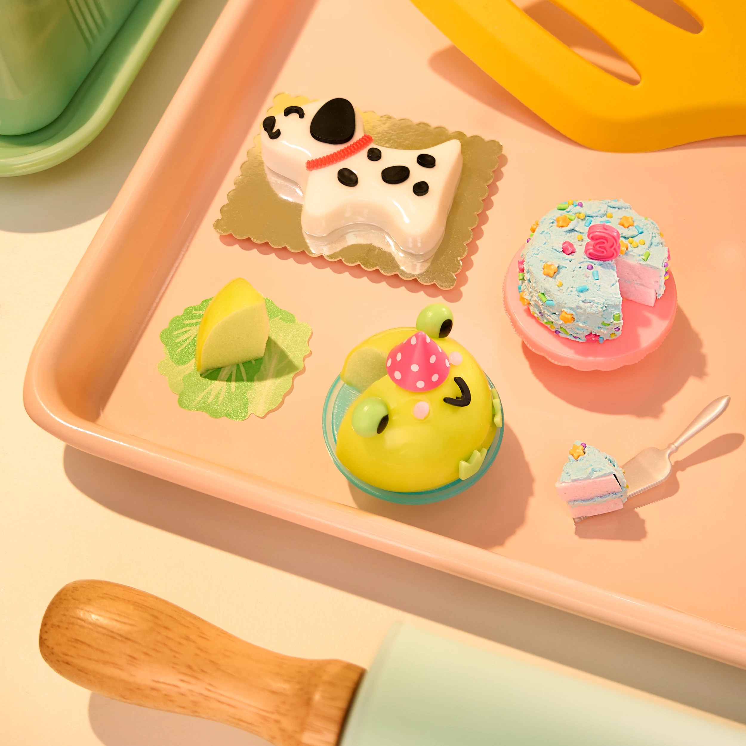 9 MGA's Miniverse- Make It Mini From Scratch Series 3 in PDQ - Assorted, 9 of 9