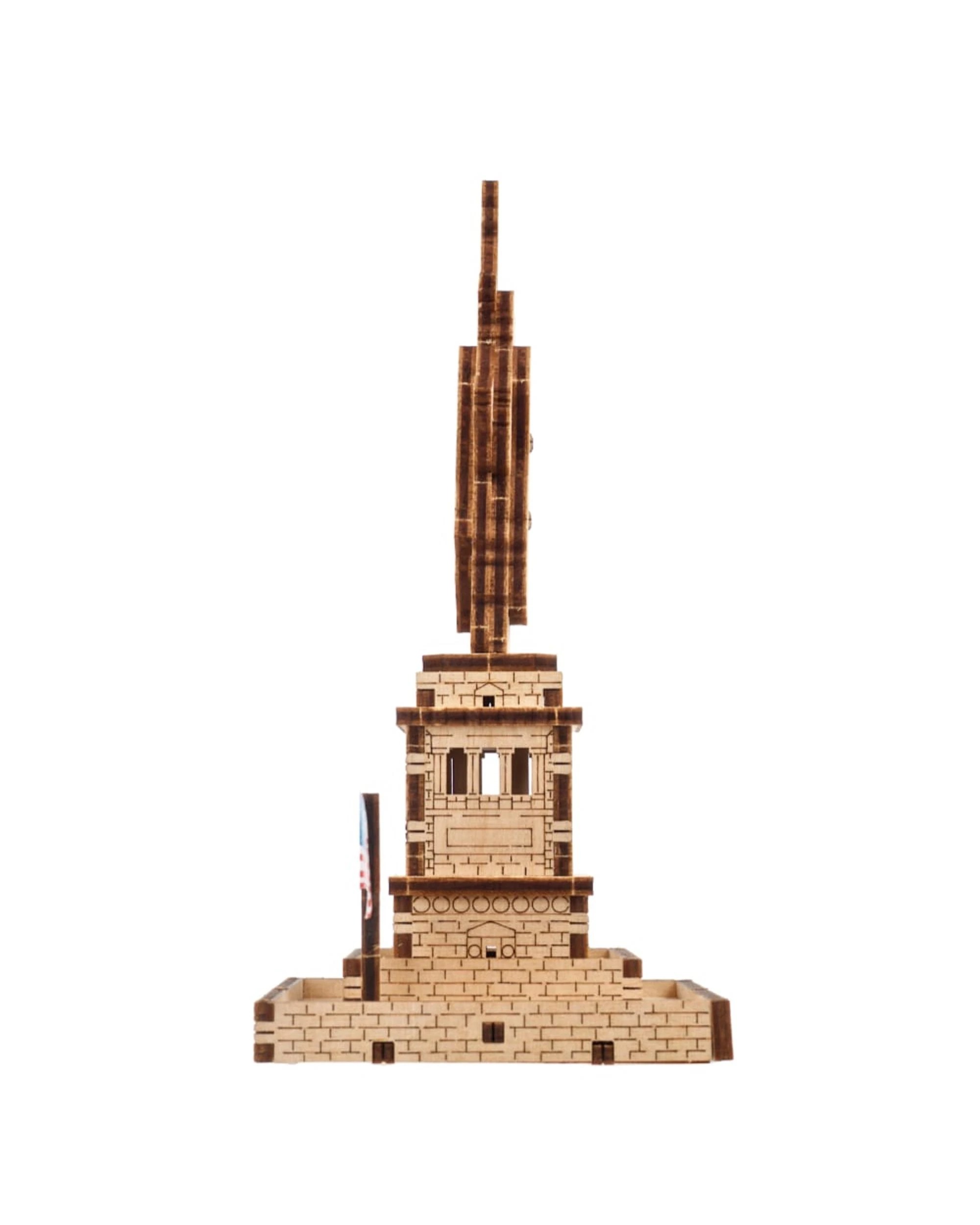 3 UGears Statue of Liberty Model Kit, 3 of 7