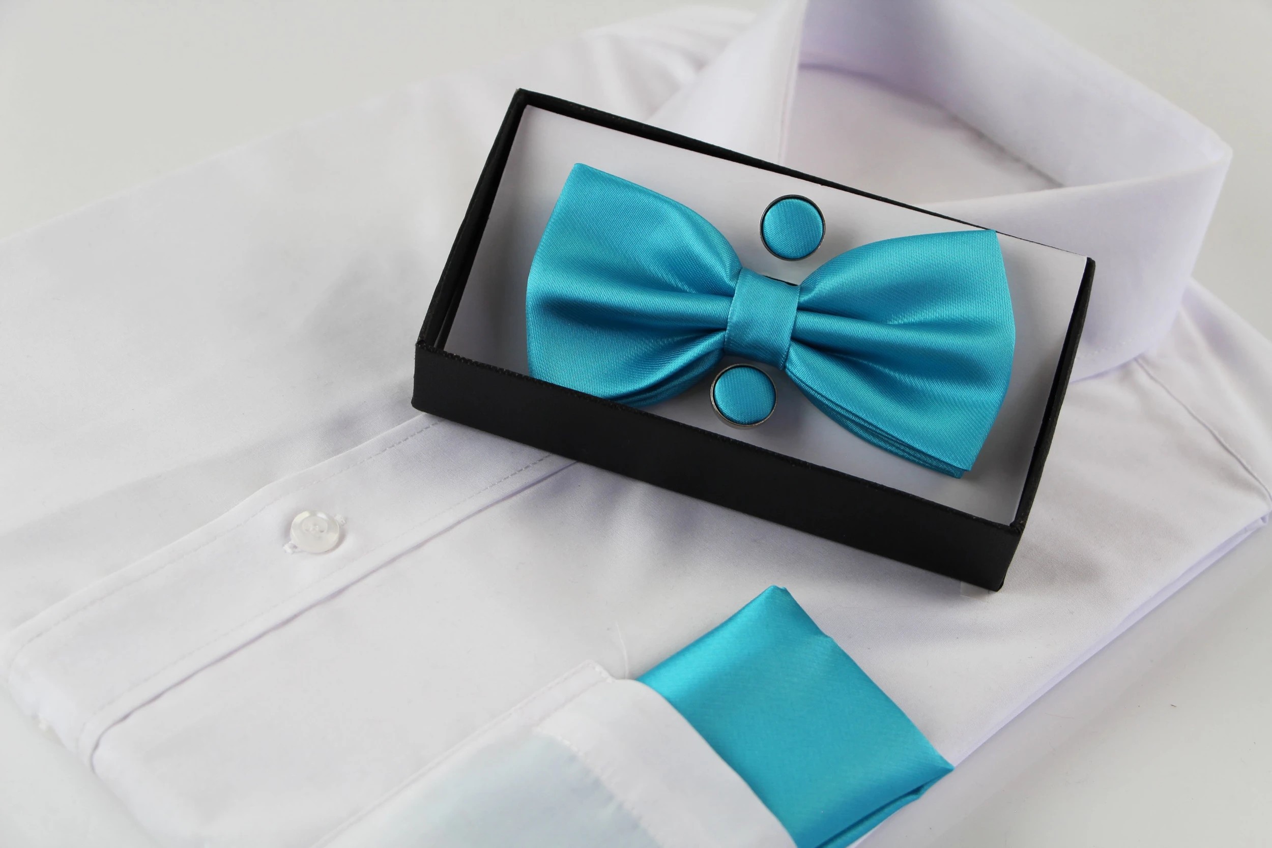 1 Zasel Mens Matching Bow Tie, Pocket Square & Cuff Links Set - Blue, 1 of 1