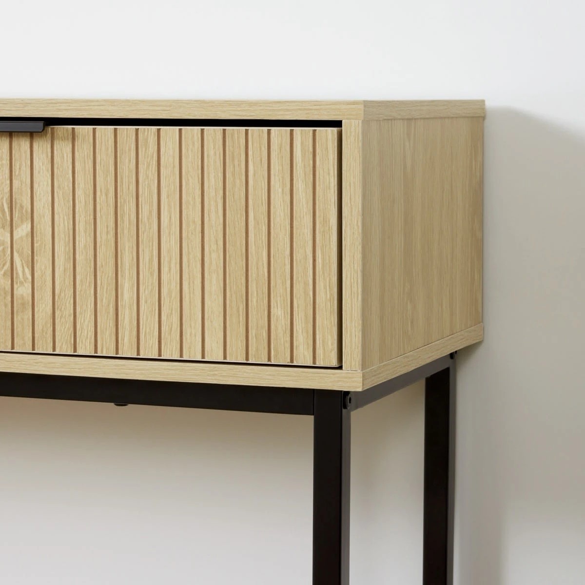 6 Isla Hall Table, 6 of 9