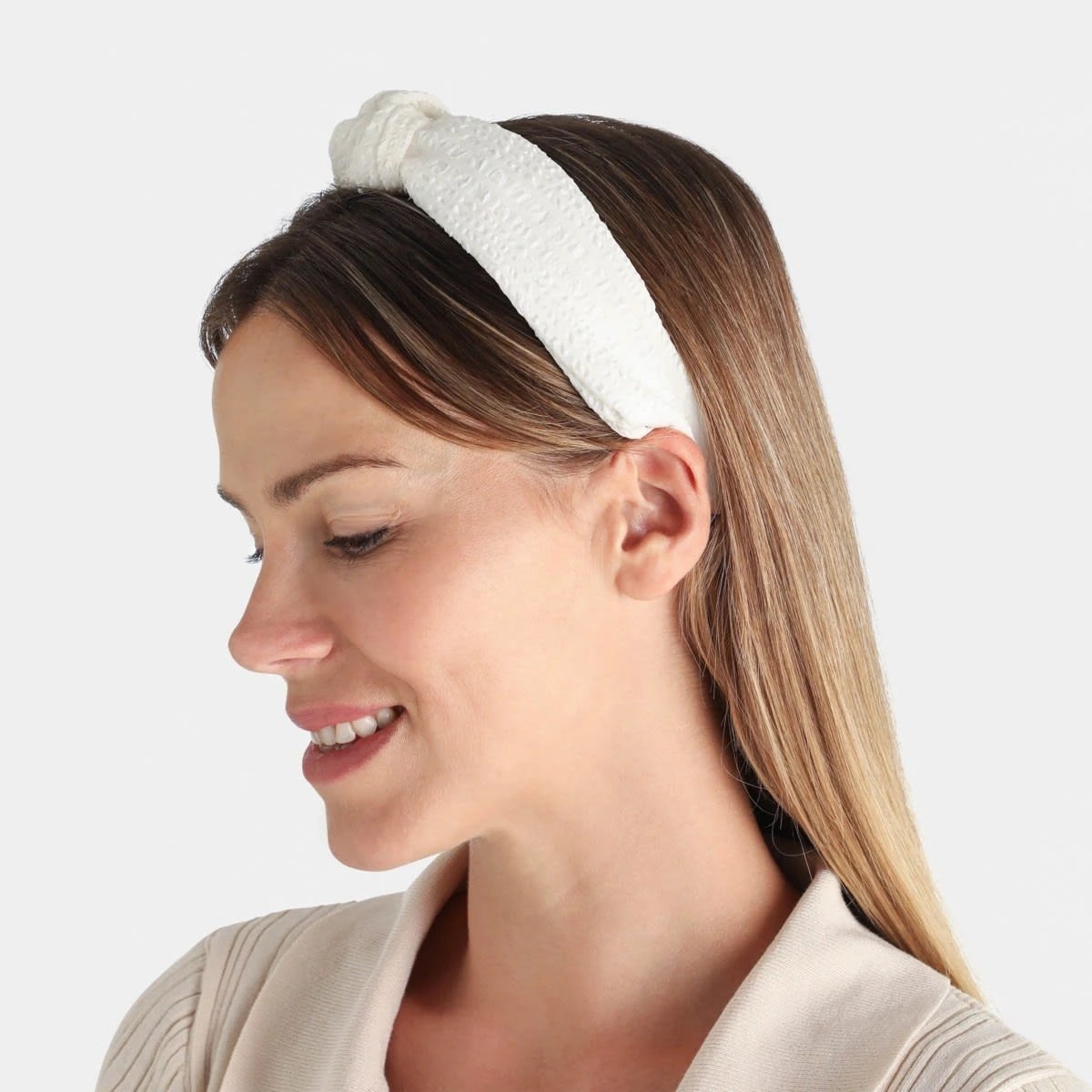 3 Knot Headband - White, 3 of 5