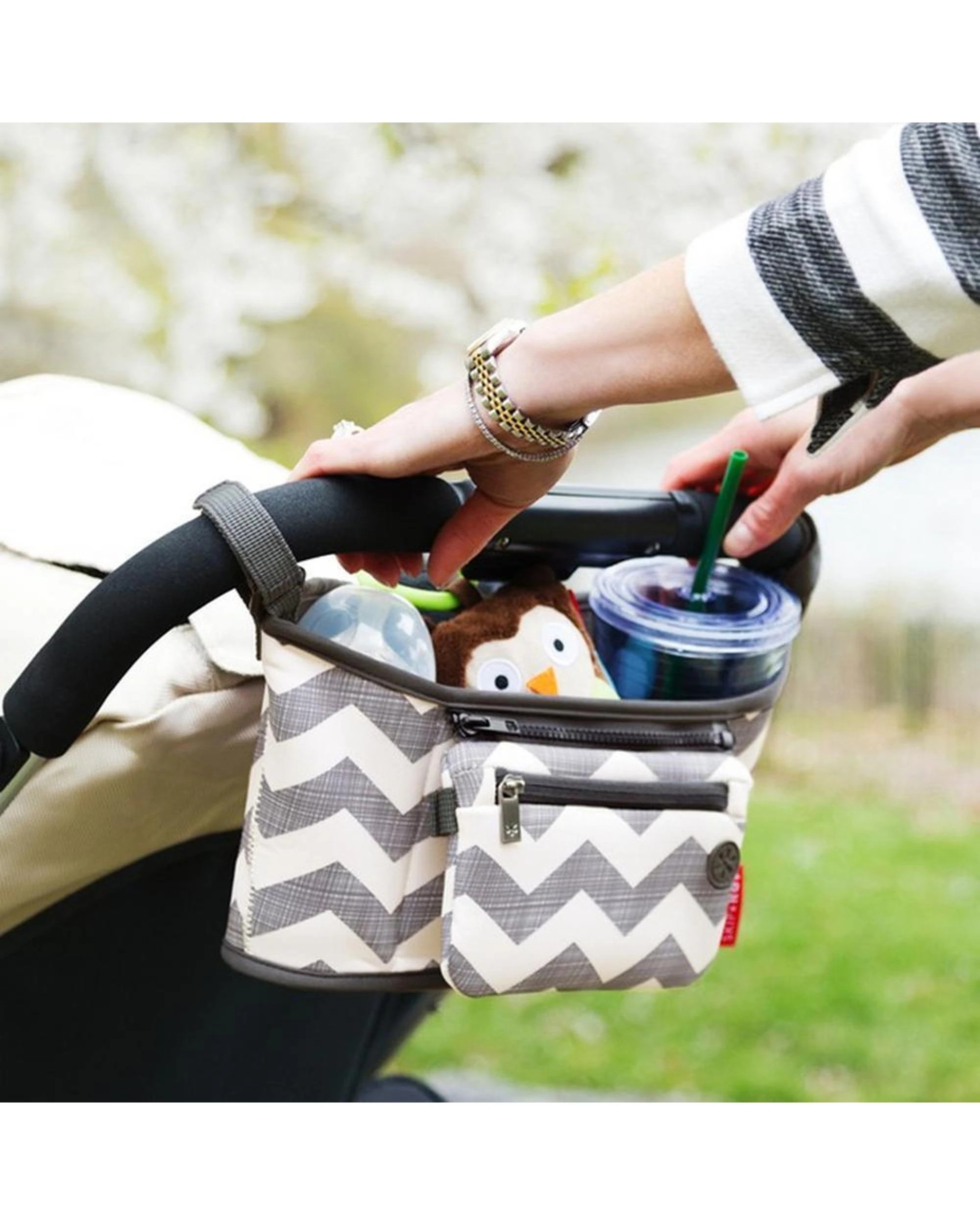 2 Skip Hop Grab & Go Pram  Stroller Organiser  Chevron, 2 of 3