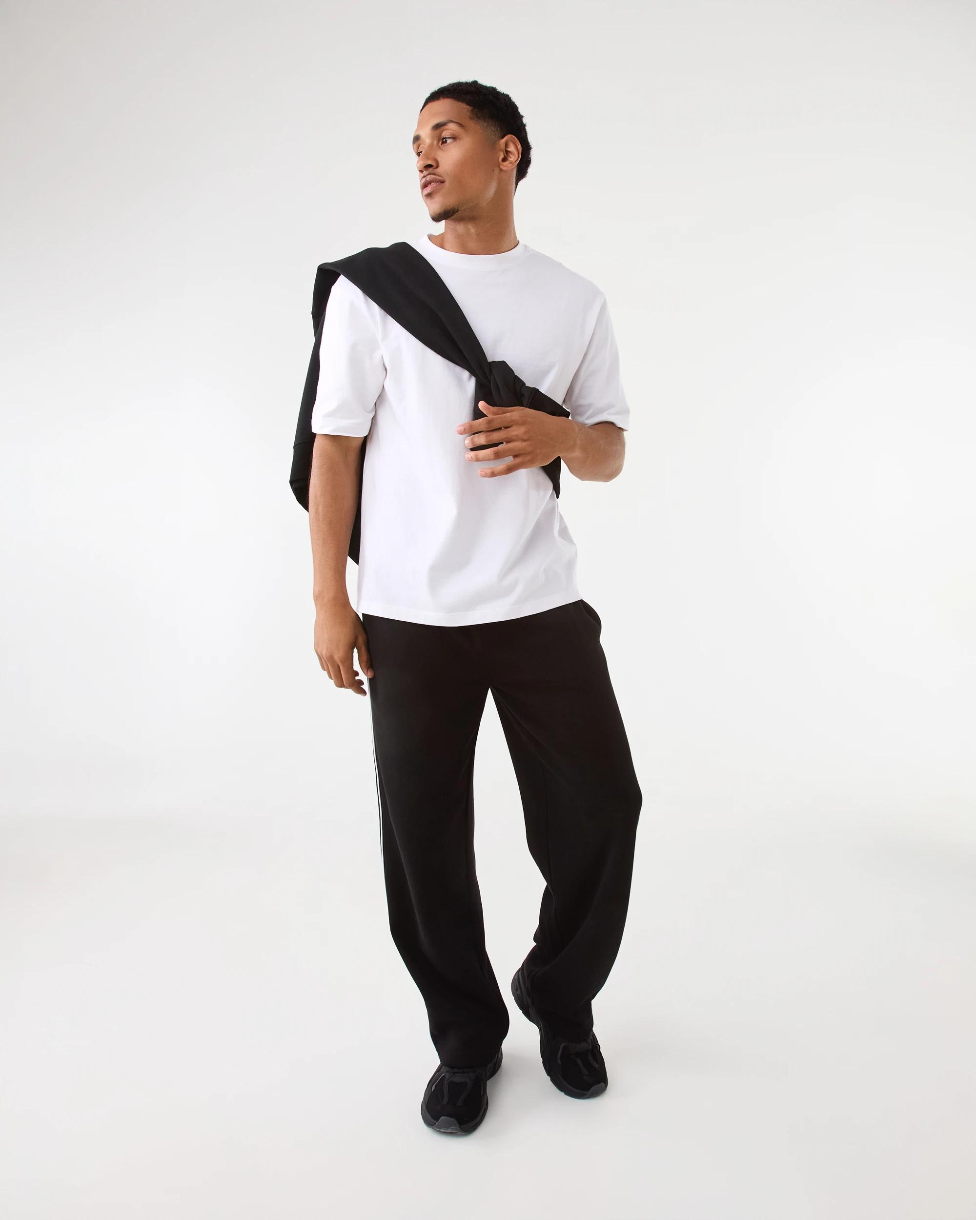 2 Wide Leg Trackpants Black, 2 of 8