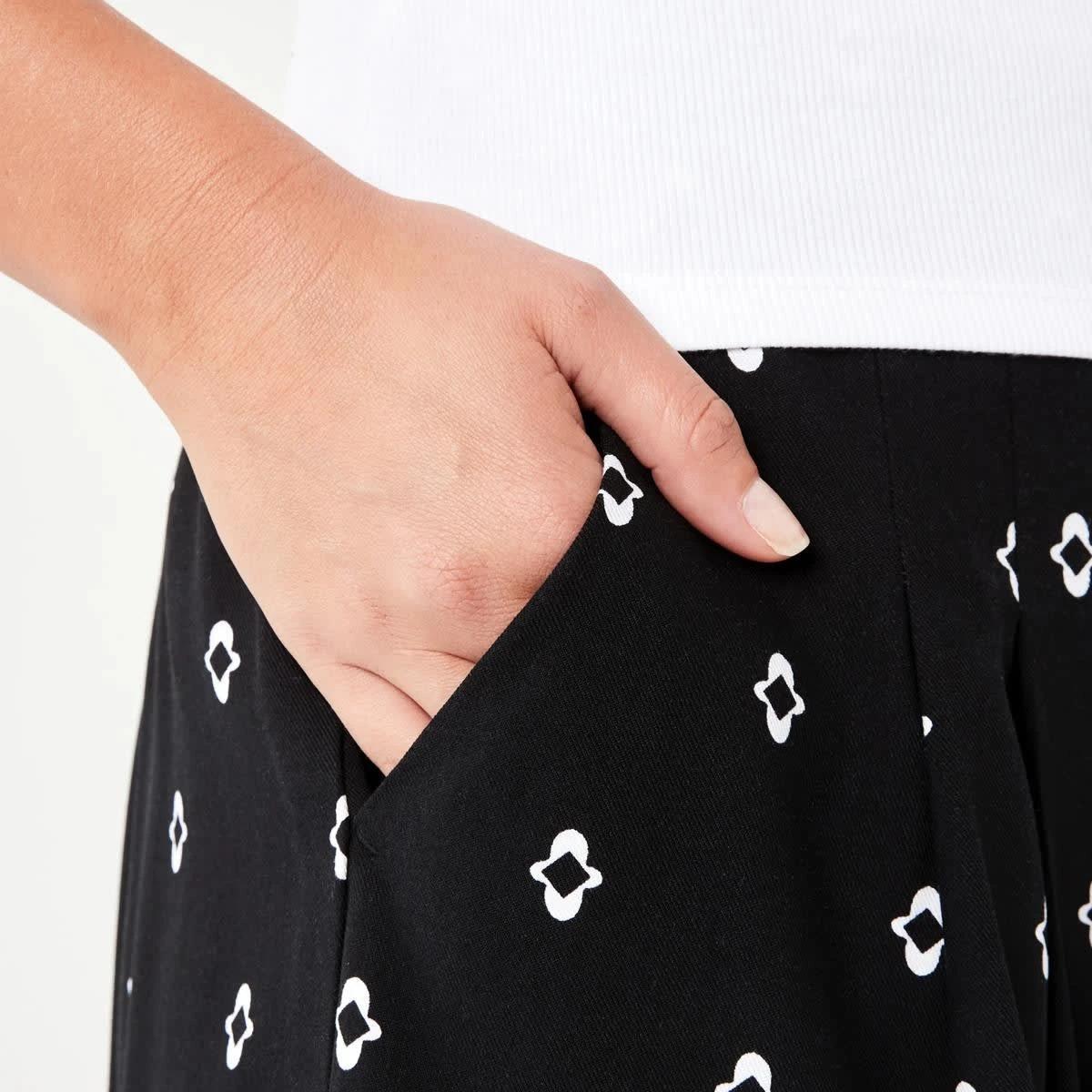 3 Soft Culotte Shorts Mono Geo, 3 of 6