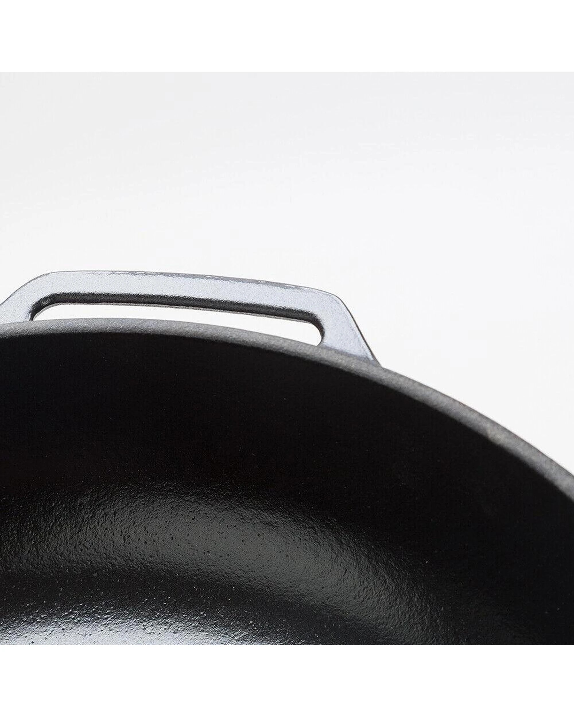 3 Chasseur Frypan Cast With Handle 28cm Matte Black, 3 of 3