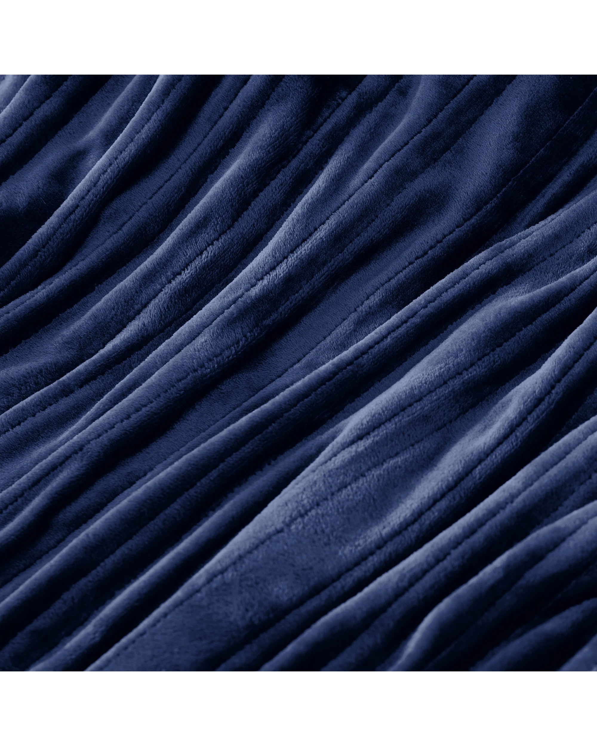 5 Dreamaker Gingham Plush Heated Throw 130x160cm - Midnight Blue, 5 of 9