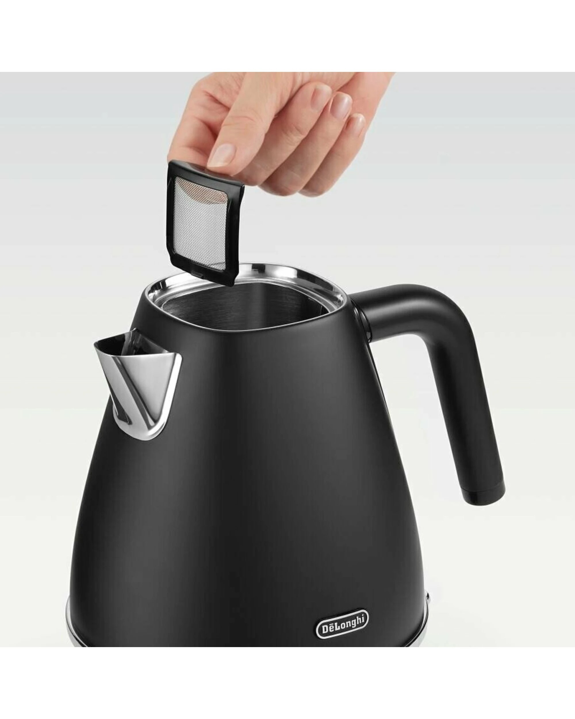 4 De'Longhi Distinta Moments Kettle Sunset Black, 4 of 5