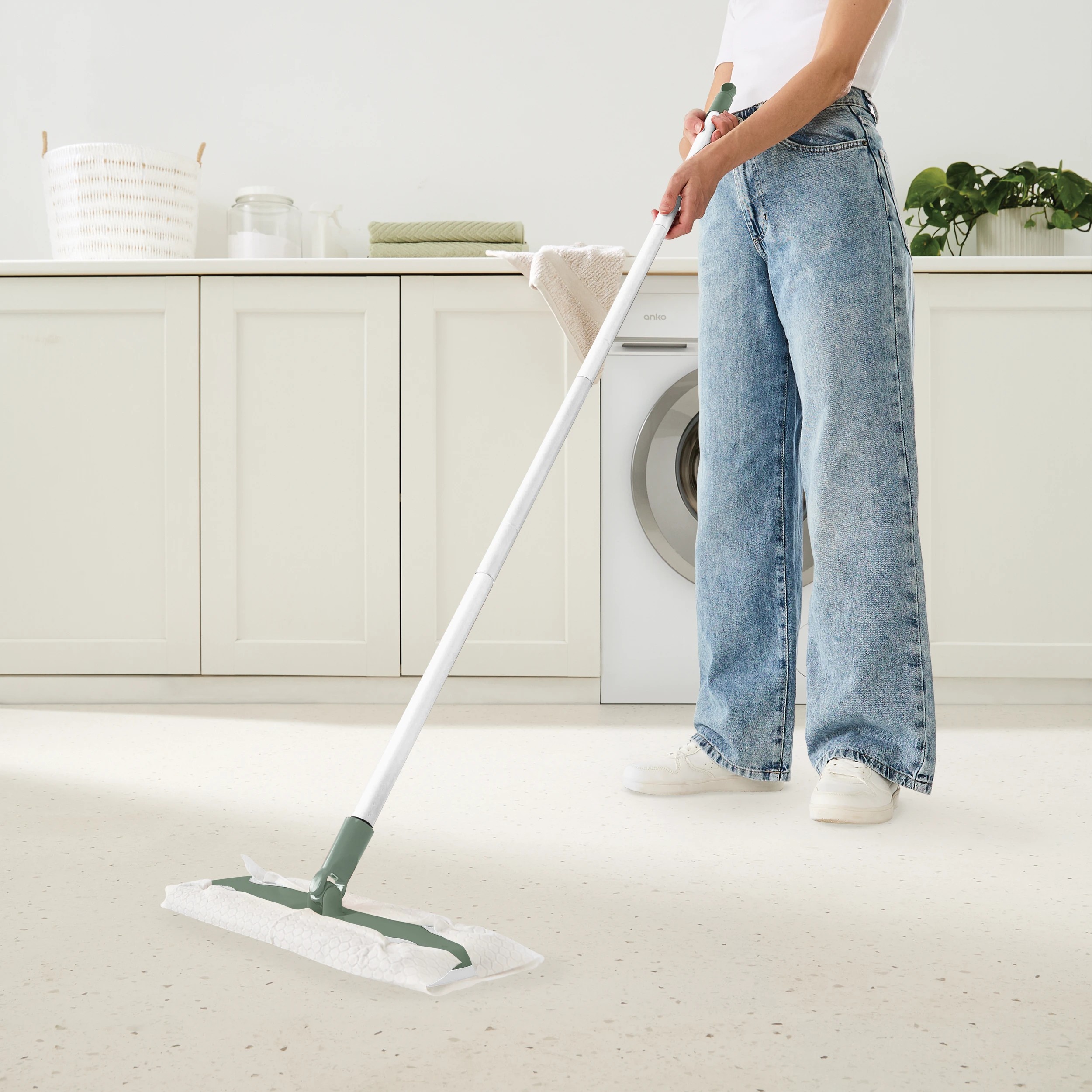 1 Wet and Dry Floor Mop System, 1 of 8