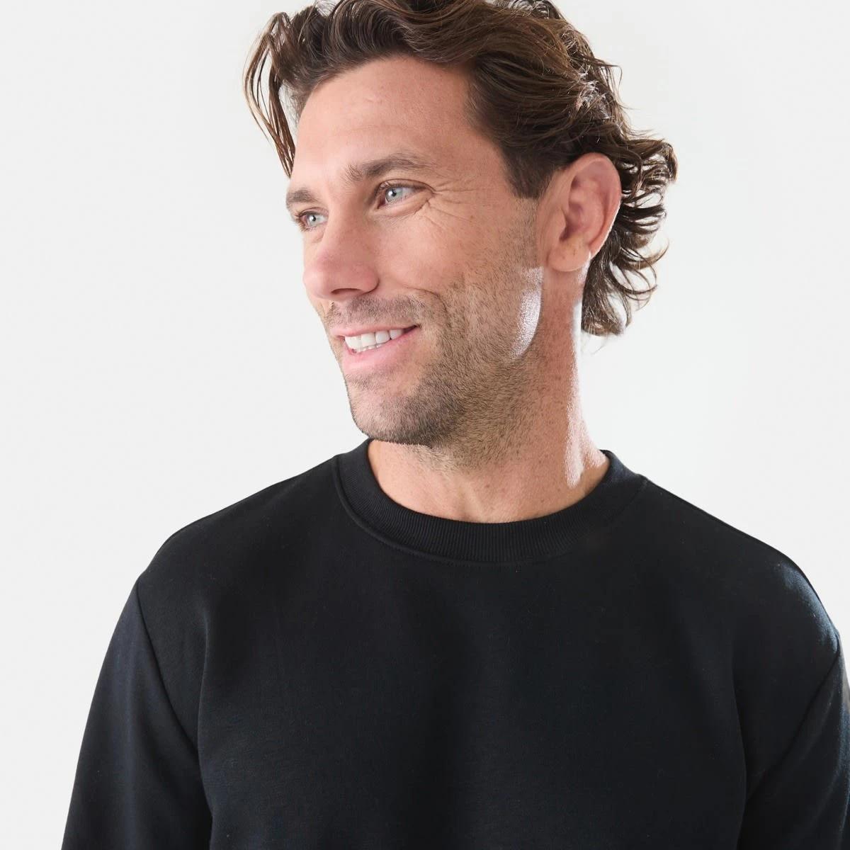 4 Basic Crew Neck Sweatshirt Black, 4 of 5