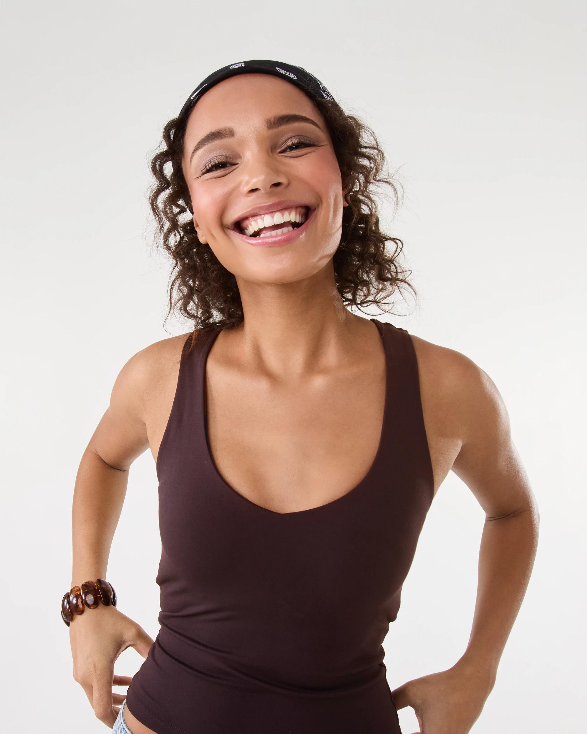 5 Contour V-Neck Shelf Tank Choc Plum, 5 of 7