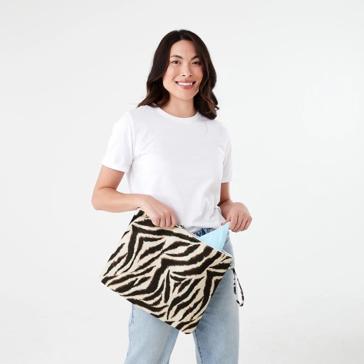 3 Large Bikini Bag ZEBRA BONE BEIGE, 3 of 3