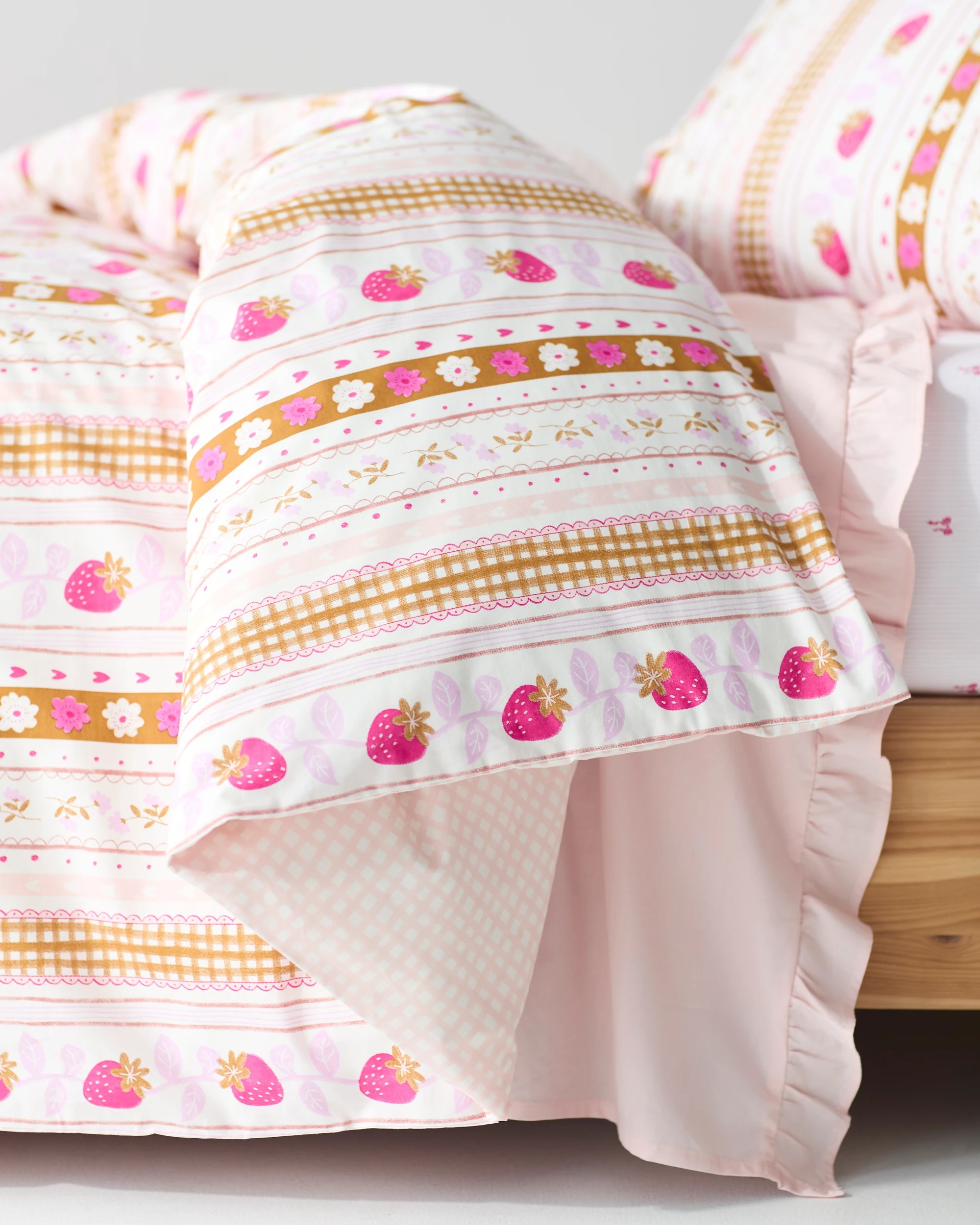 3 Target Delilah Floral Australian Cotton Quilt Cover Set - Single Bed - Yellow, 3 of 3