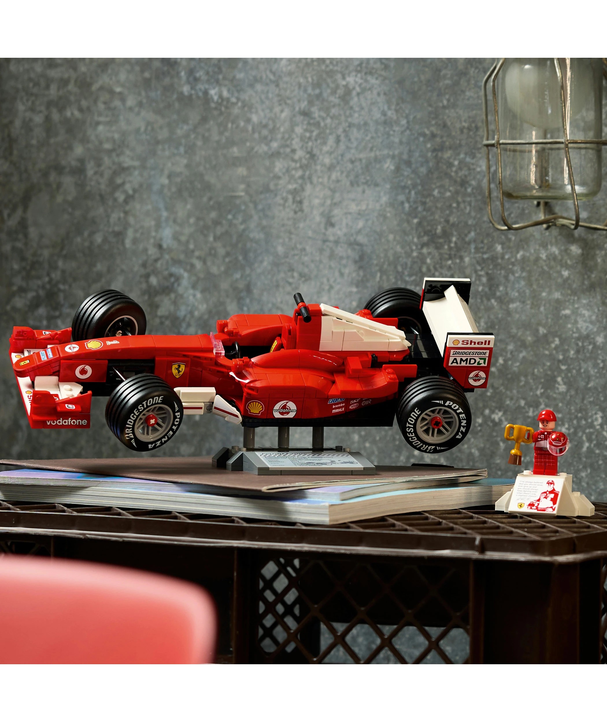 9 LEGO Icons Ferrari F2004 & Michael Schumacher 11375, 9 of 10