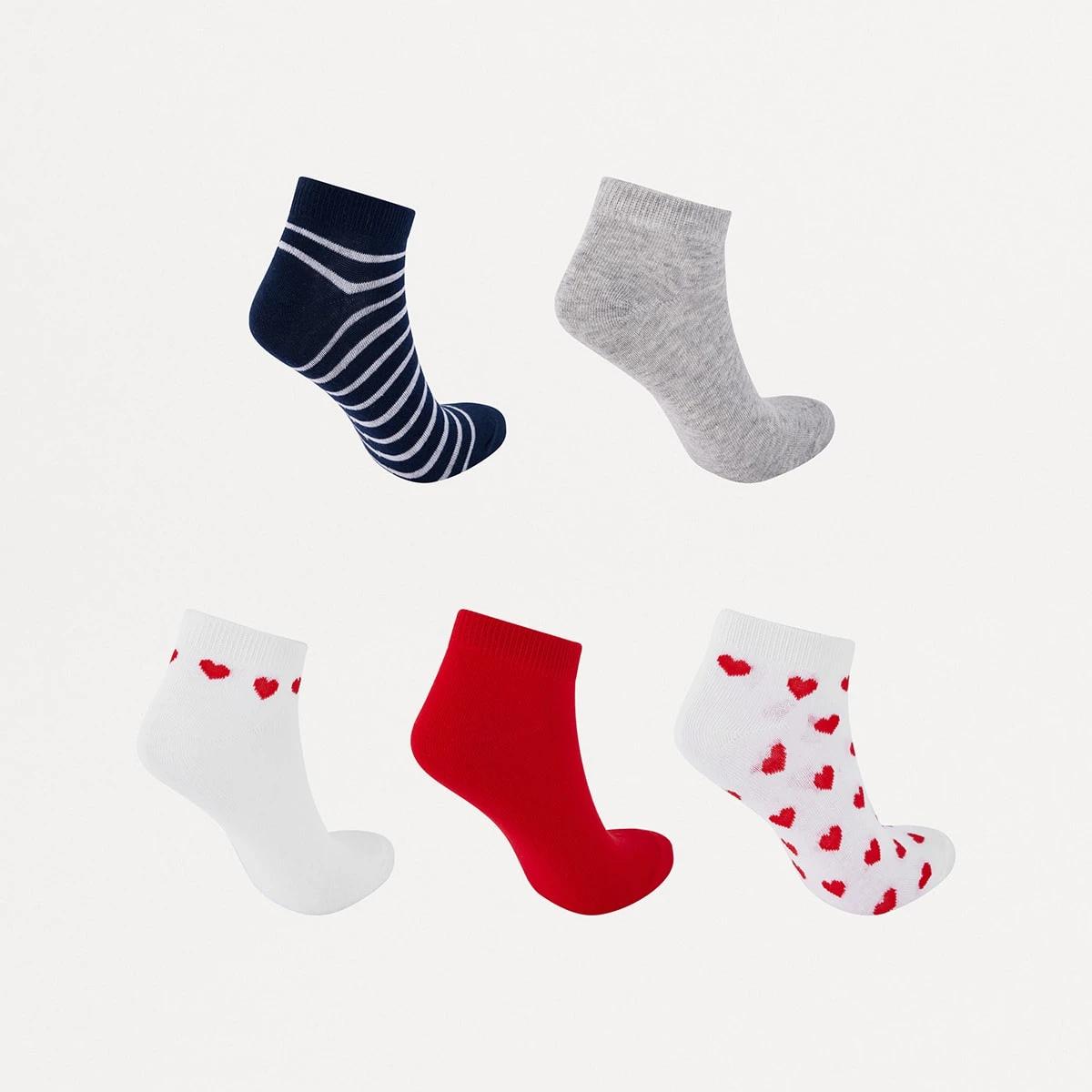 2 5 Pack Fashion Low Cut Socks Hearts, 2 of 3