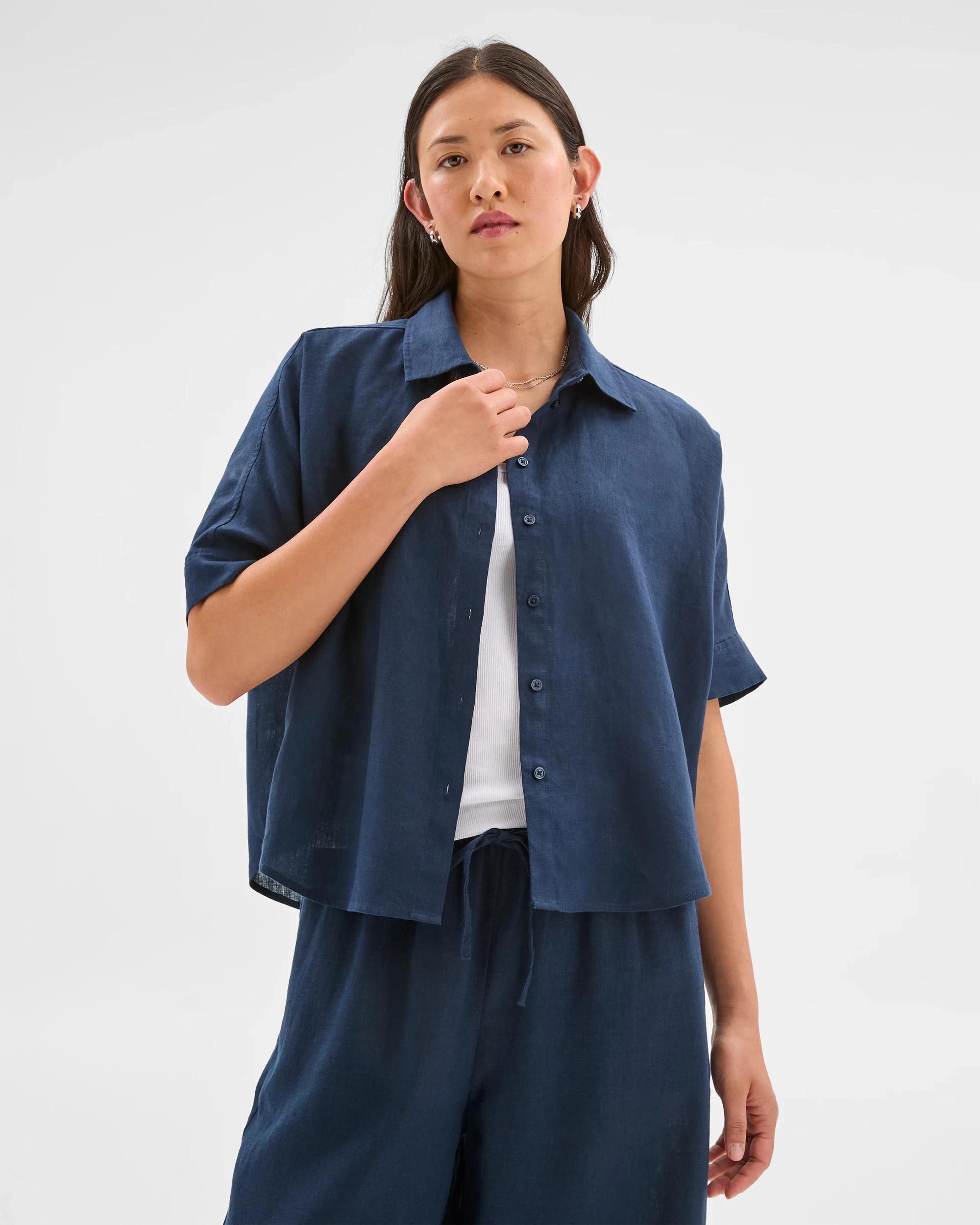 1 Target Woman European Linen Boxy Shirt NAVY BLUE, 1 of 8