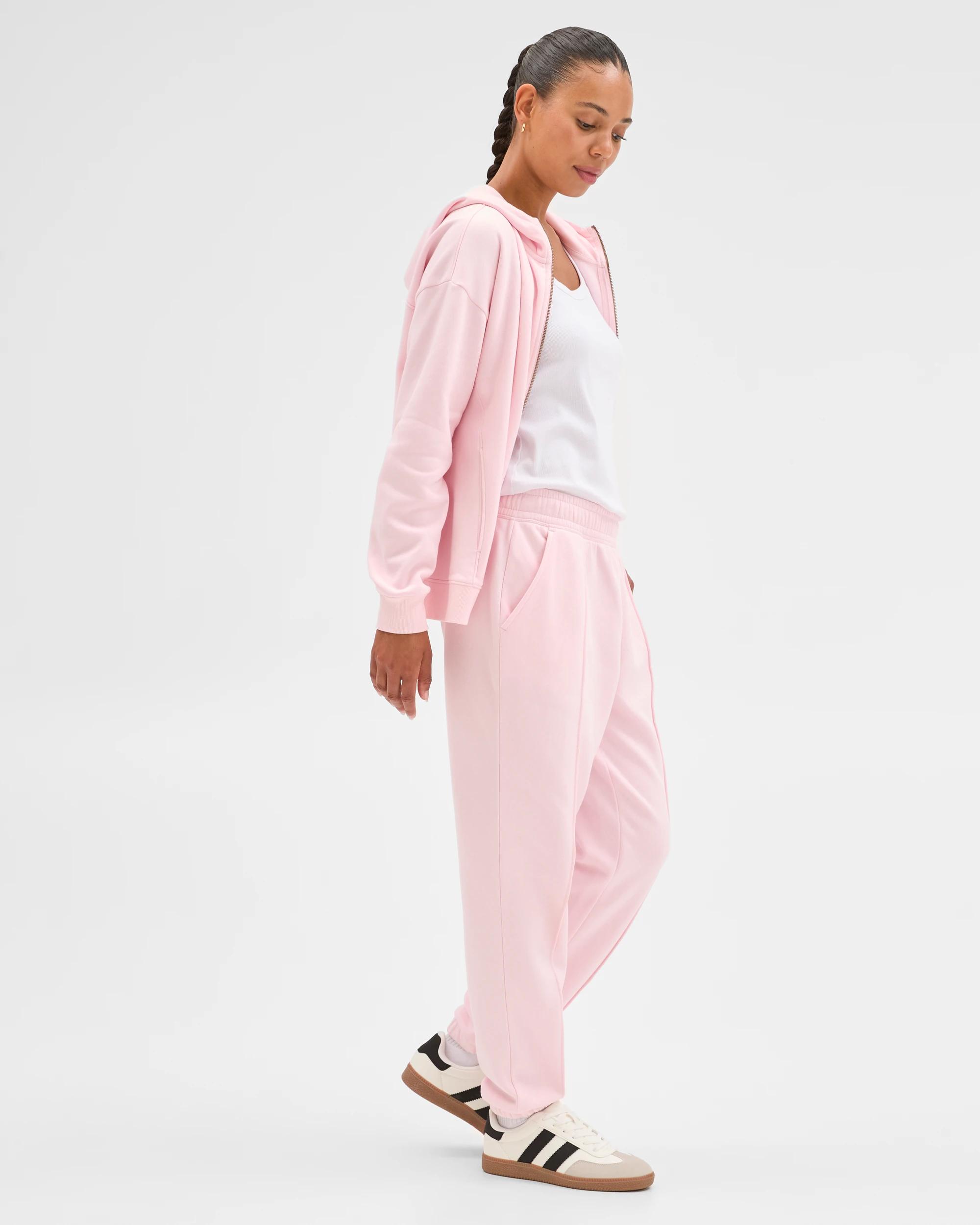 4 Target Woman Australian Cotton Blend Fleece Trackpants BARLEY PINK/PINTUCK, 4 of 6