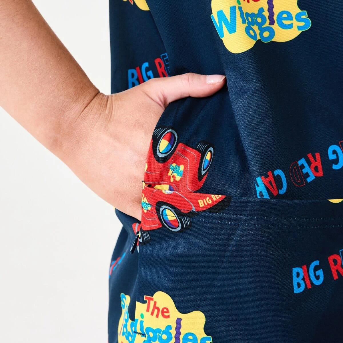 6 Work Short Sleeve Wiggles License Scrub Top Wiggles, 6 of 6