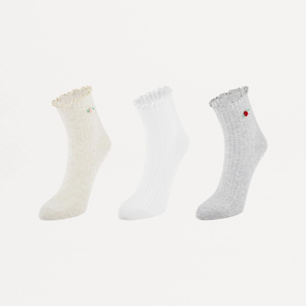 1 3 Pack Frill Quarter Crew Non-Slip Socks ROSETTES MULTI, 1 of 3