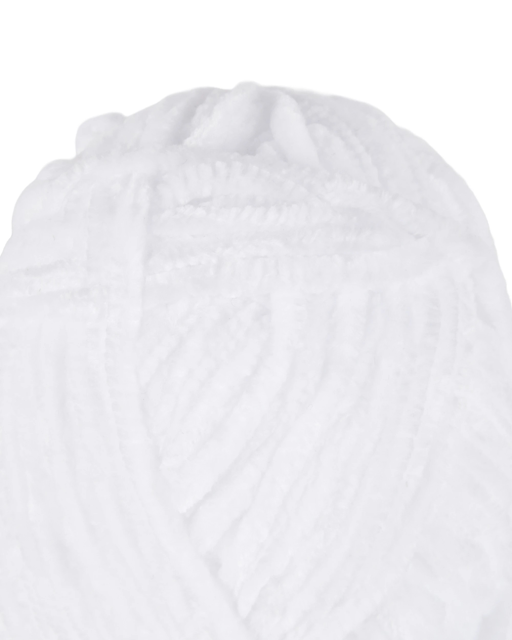 2 Velvet Yarn - White, 2 of 3