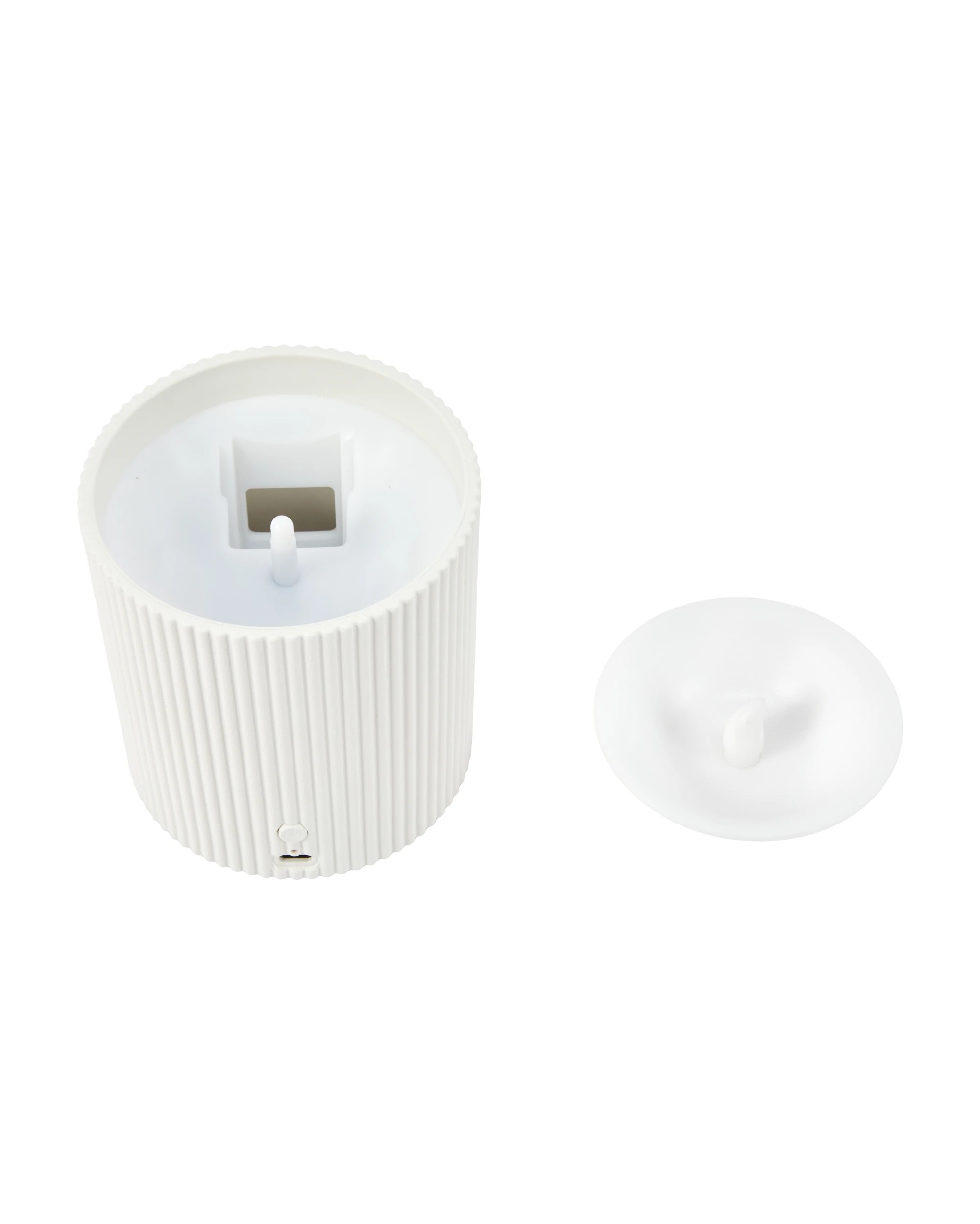 3 LED Candle Aroma Diffuser, 3 of 7