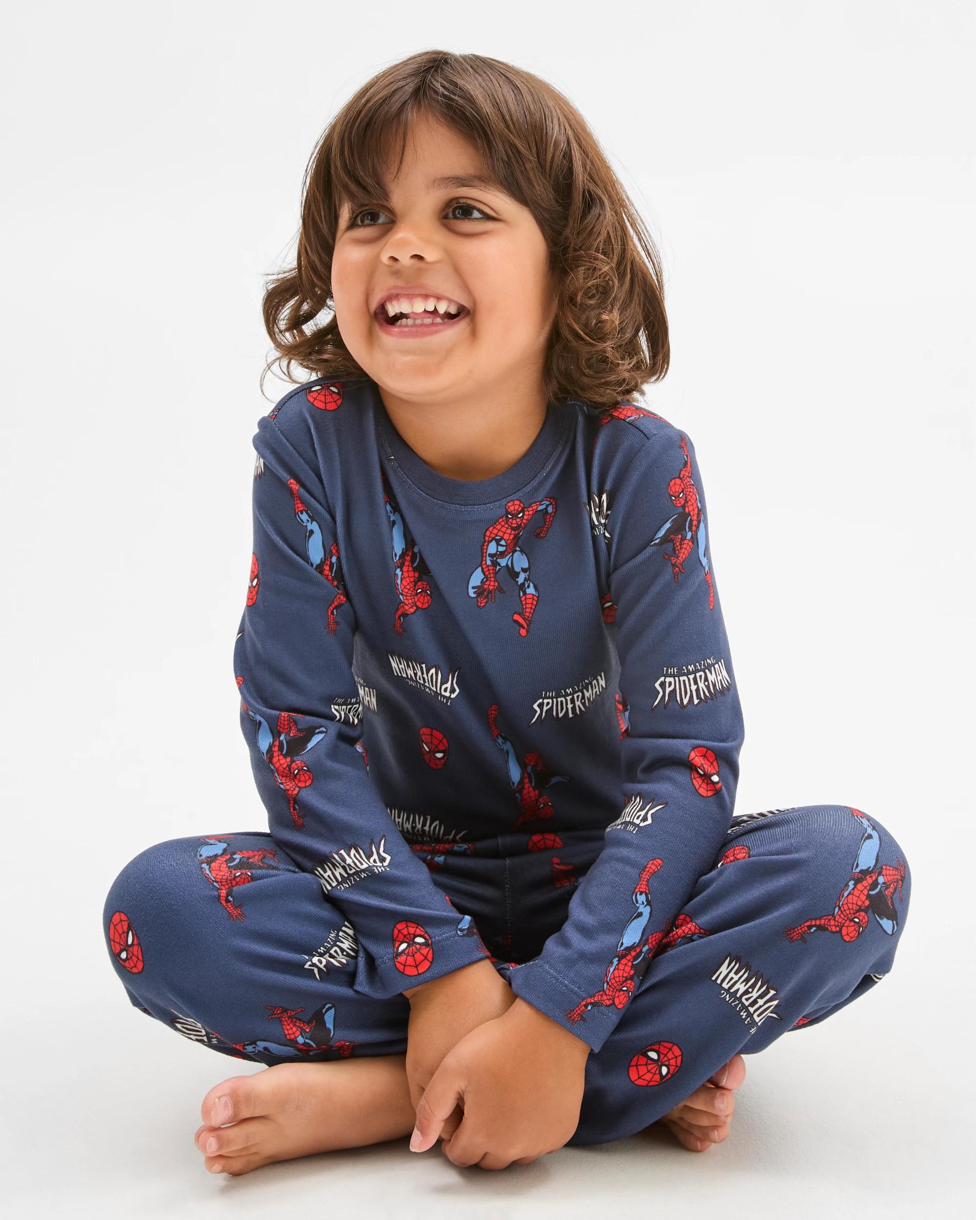 2 Spider-Man Gift Pack Younger Boys Hacci Knit Pyjama Set SPIDER-MAN, 2 of 9