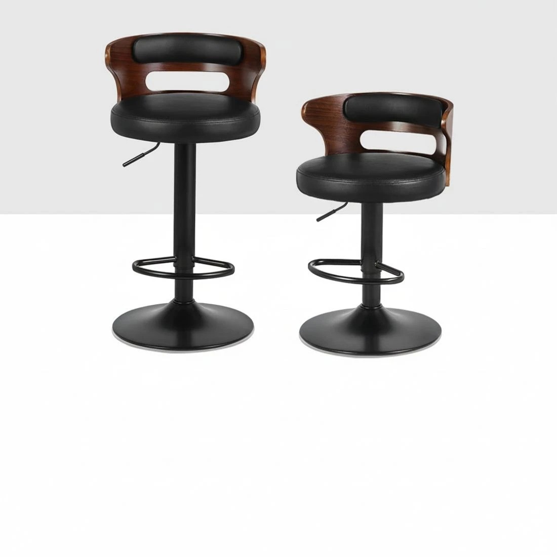 4 Artiss 4x Bar Stools Gas Lift Faux Leather - Black, 4 of 5