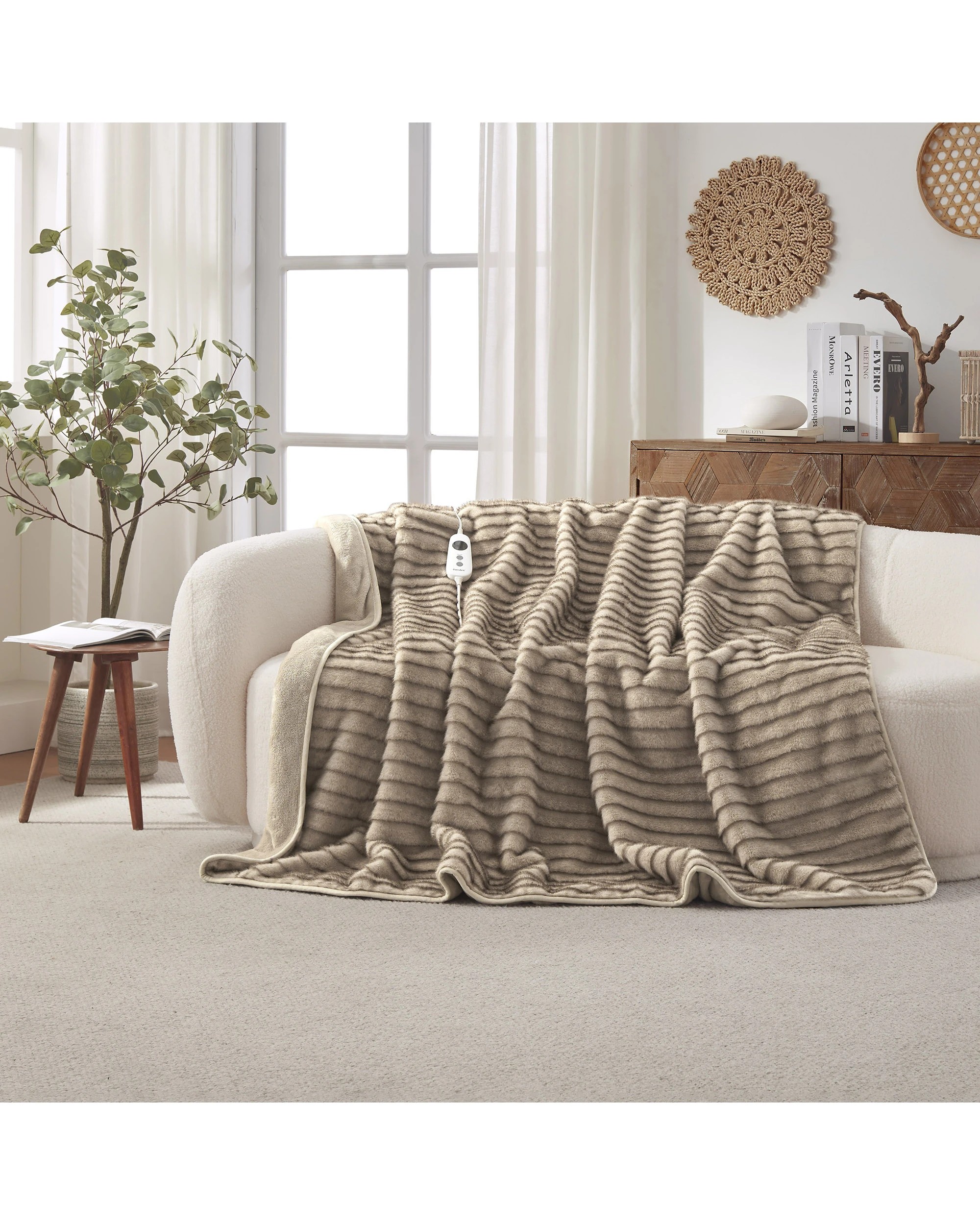 1 Dreamaker Nara Luxe Faux Mink Heated Throw 180x200cm - Brown, 1 of 8