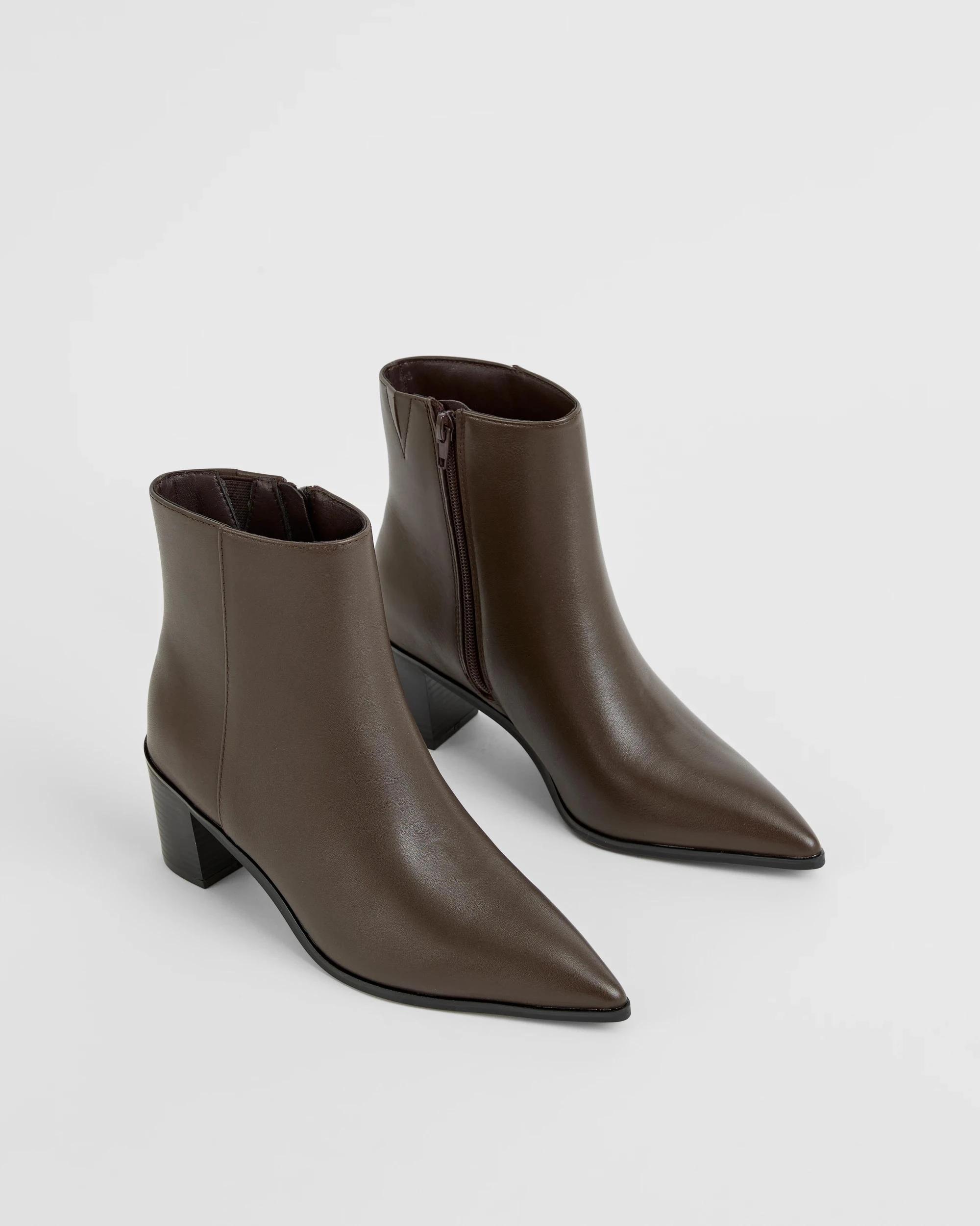 2 Target Woman Ruby Genuine Leather Block Heel Point Boots CHOCOLATE, 2 of 3