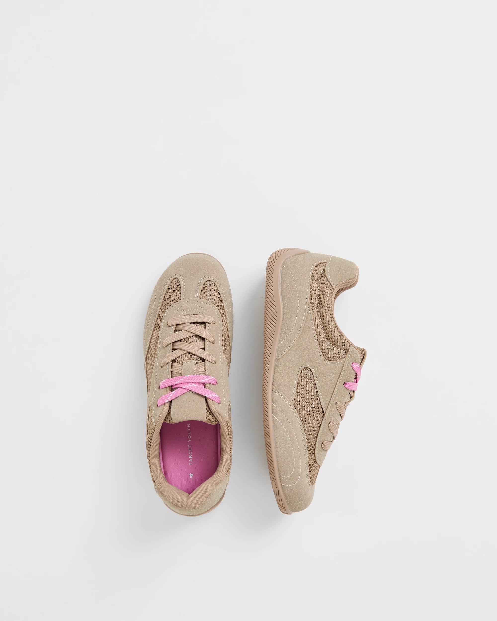 3 Target Youth Low Profile Retro Sneaker TAUPE, 3 of 3