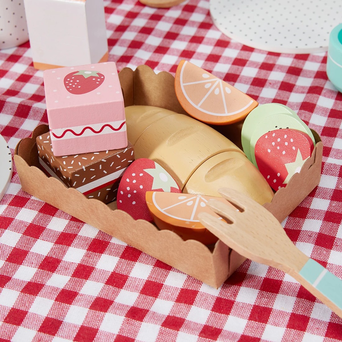 4 Wooden Picnic Set, 4 of 9