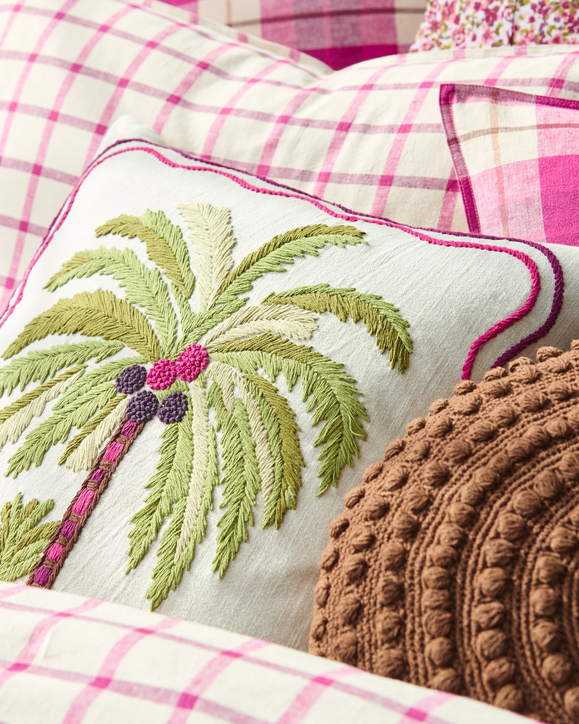 6 Target Aster Check Linen/Coton Quilt Cover Set - Queen Bed - Pink, 6 of 10