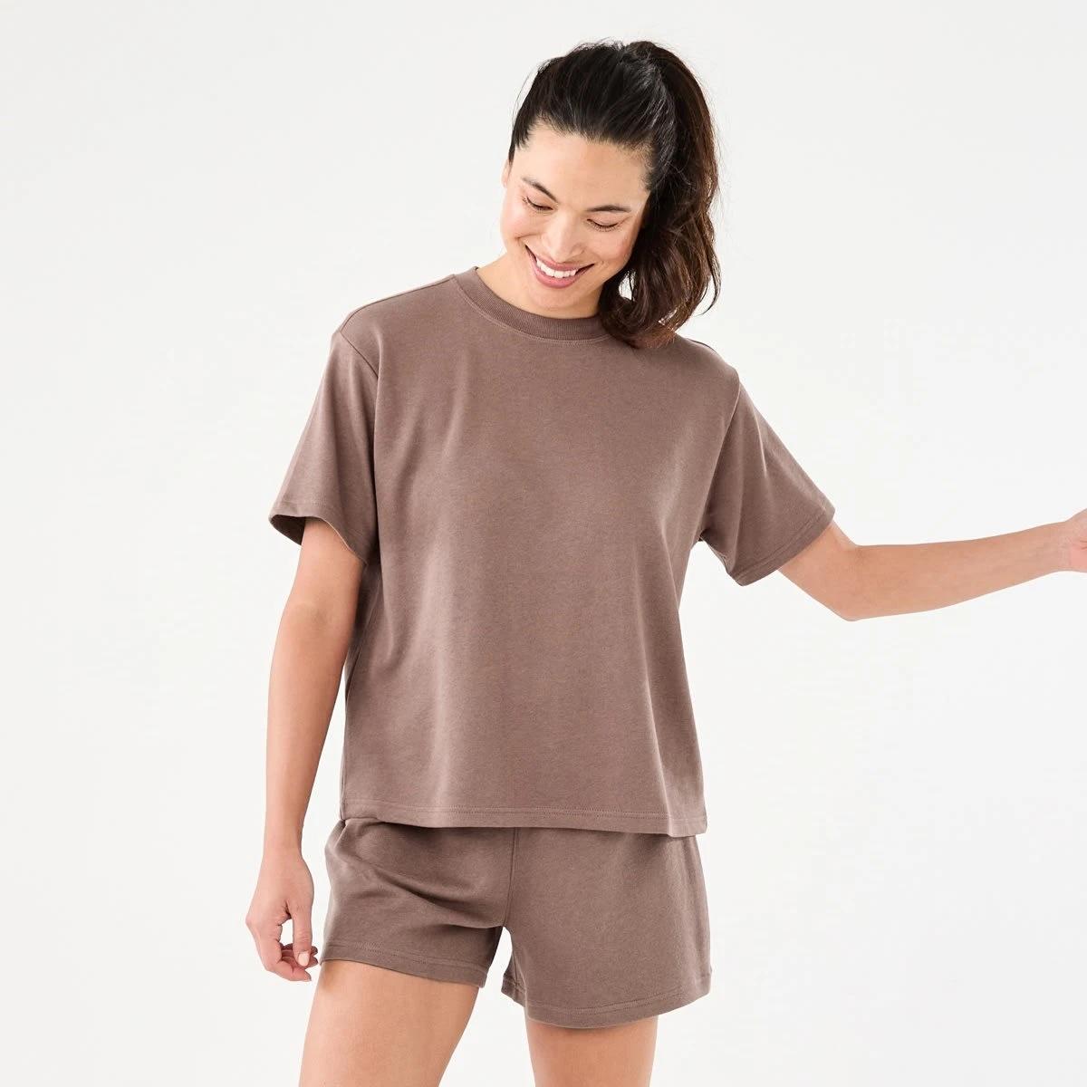 1 Active Womens Terry T-shirt Nutmeg, 1 of 5