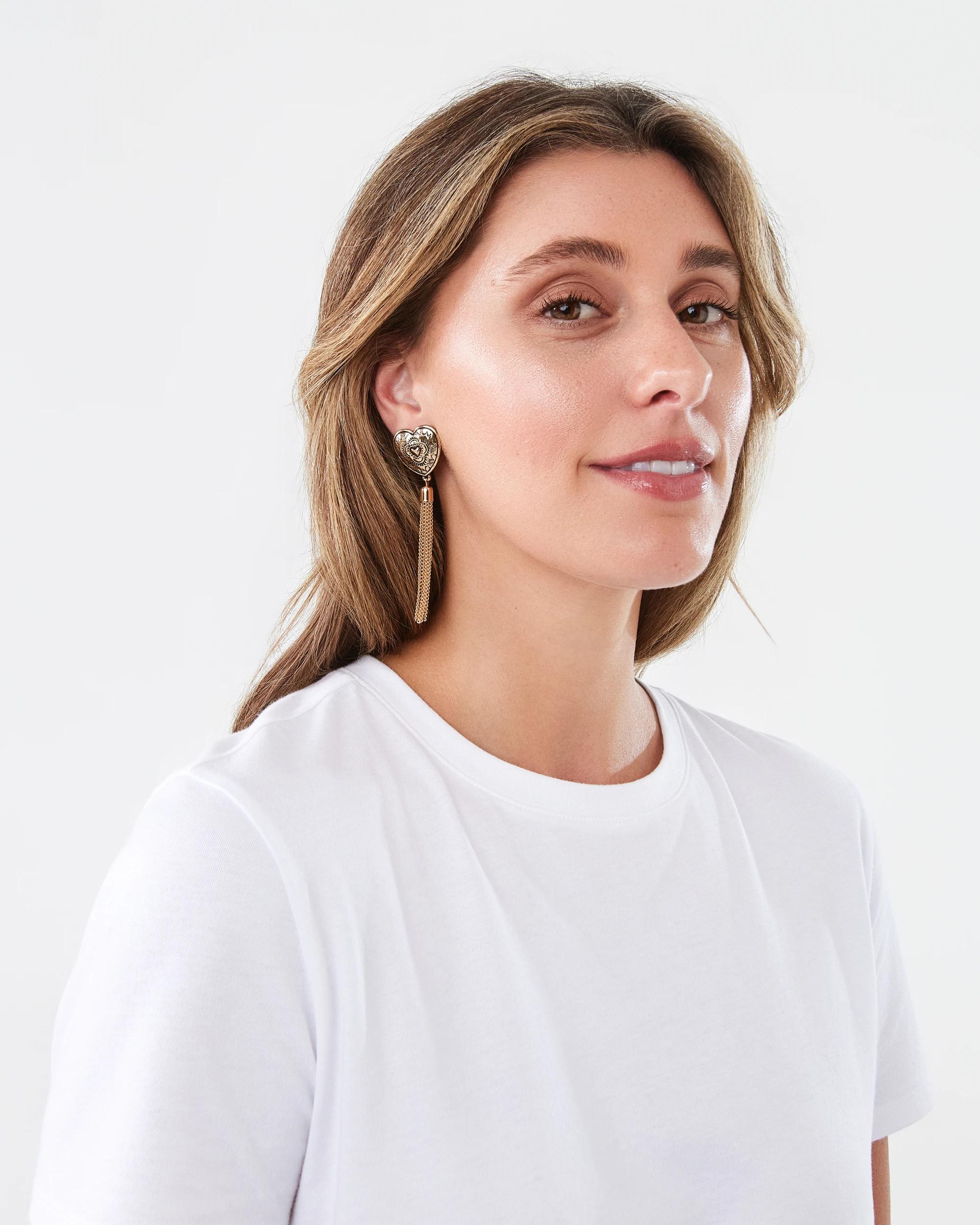 3 Tassel Heart Stud Earrings - Gold Tone Gold, 3 of 4