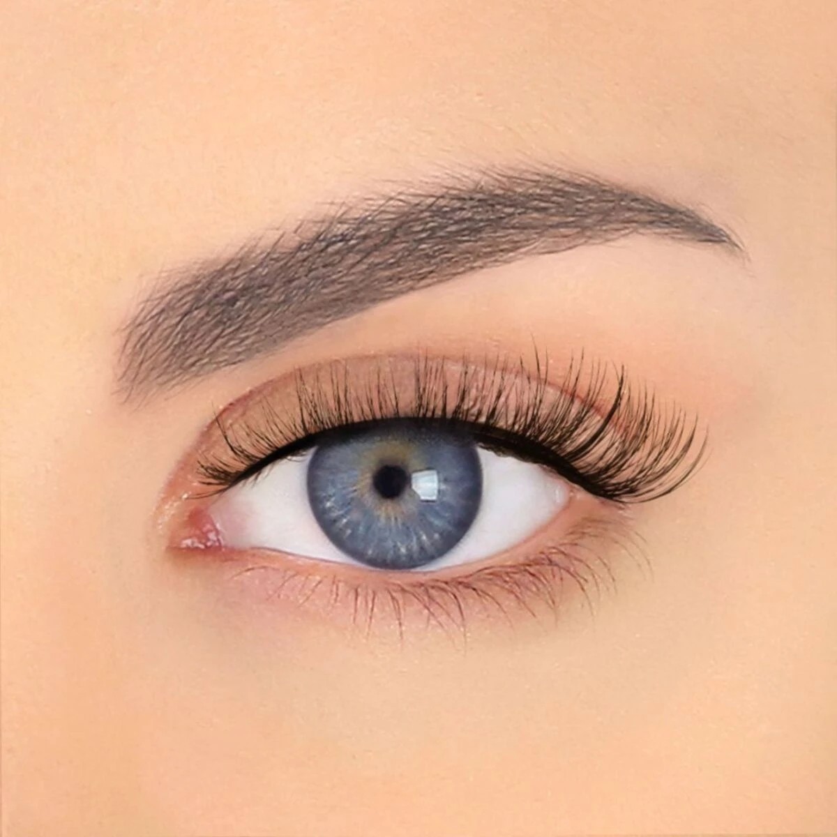 3 Pinky Goat Lightweight and Natural Curl Lashes - Keona, 3 of 3