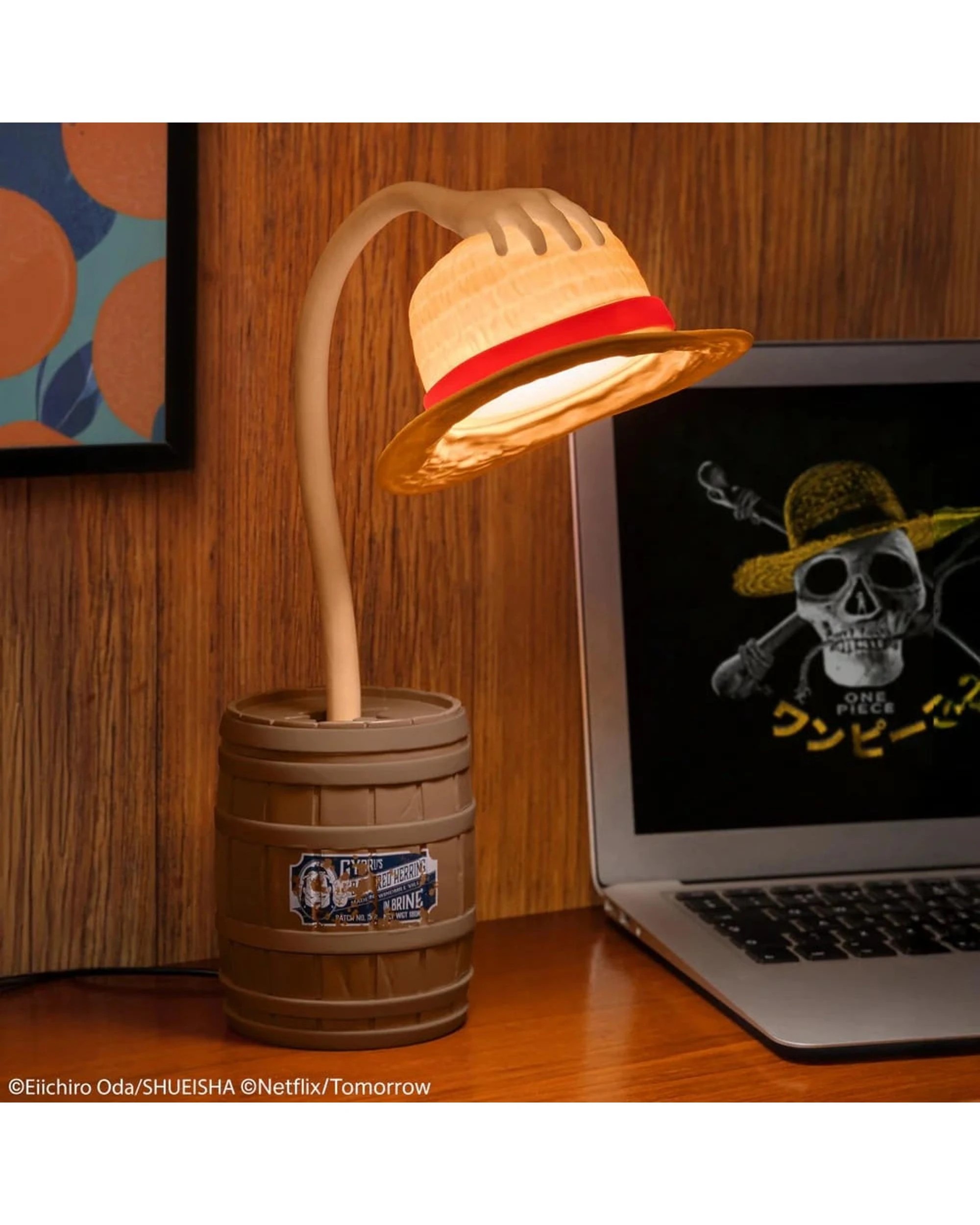 3 Paladone One Piece Straw Hat Poseable Desk Light, 3 of 4