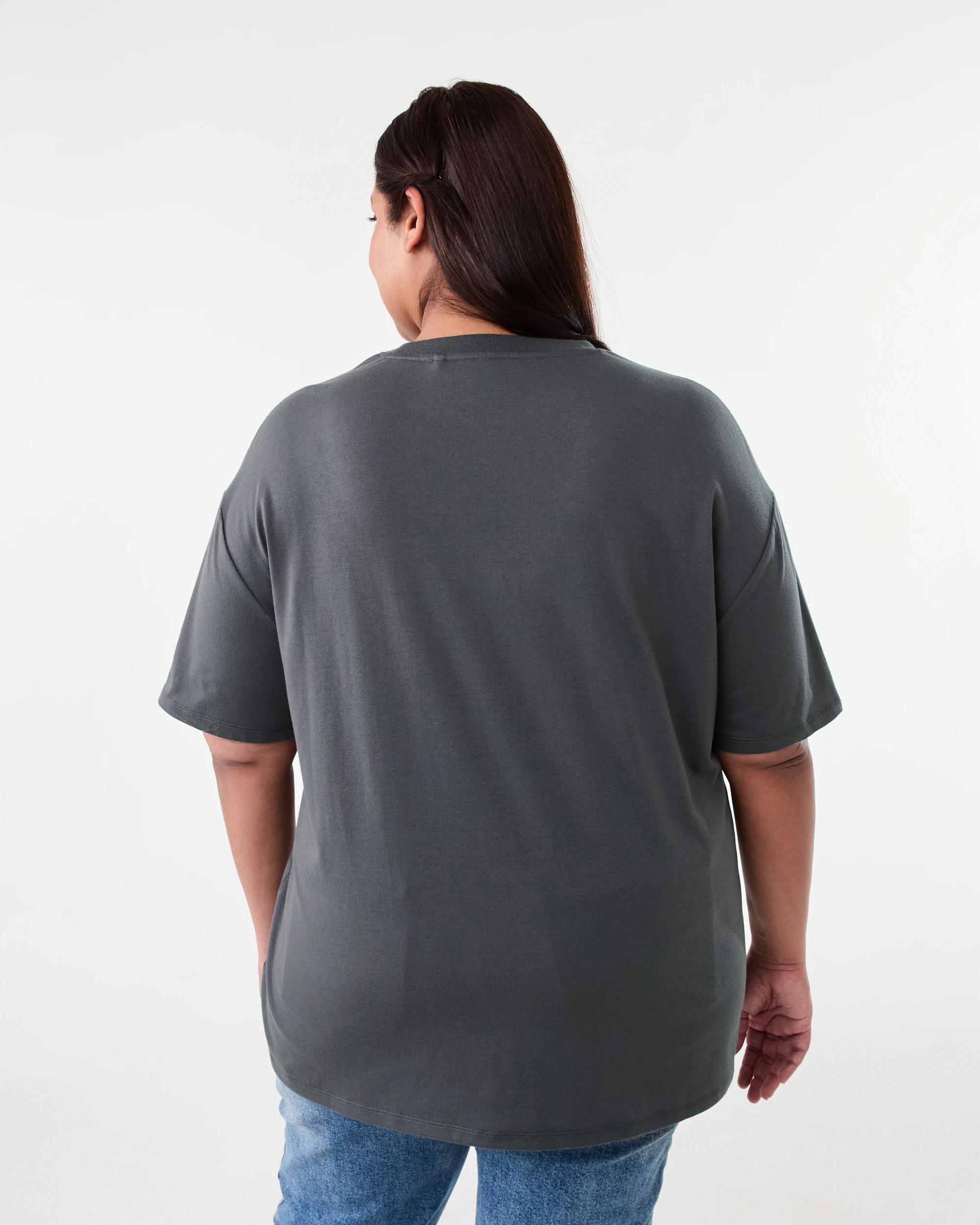 3 Curve Short Sleeve Betty Boop License T-shirt Bet Boop, 3 of 5