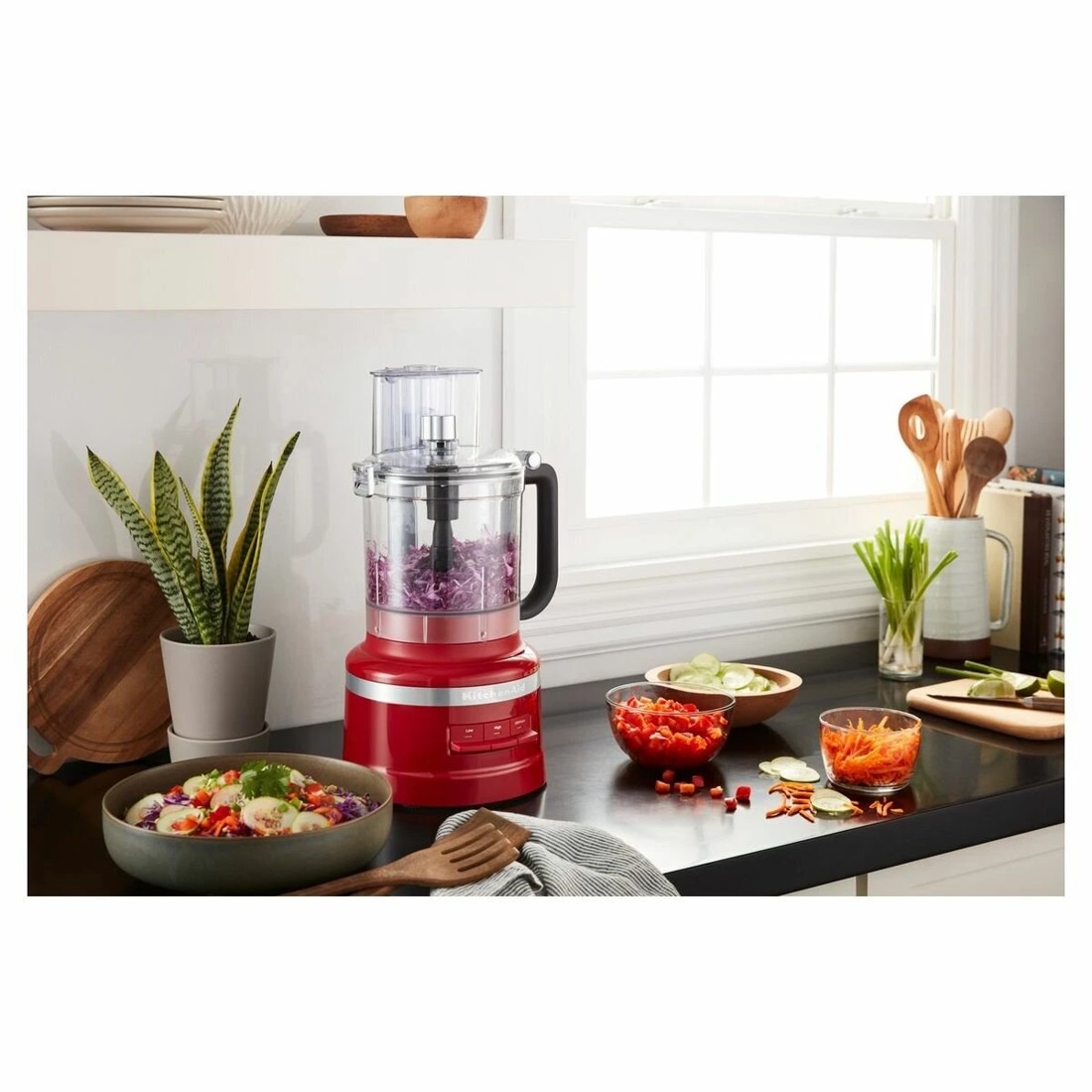 2 KitchenAid 13 Cup Food Processor Empire Red, 2 of 3