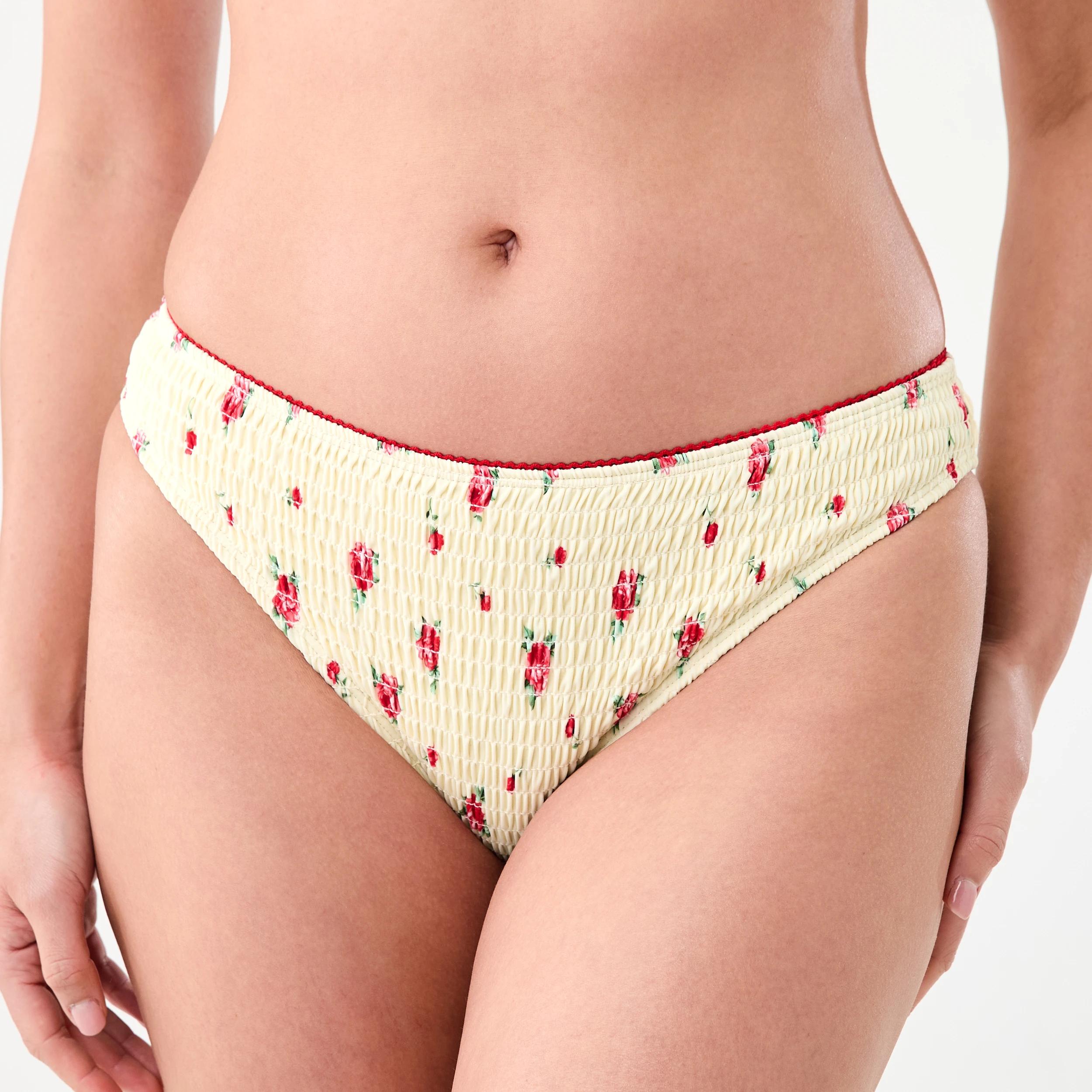 1 Classic Smocked Bikini Briefs ROSEBUD FLAN, 1 of 5