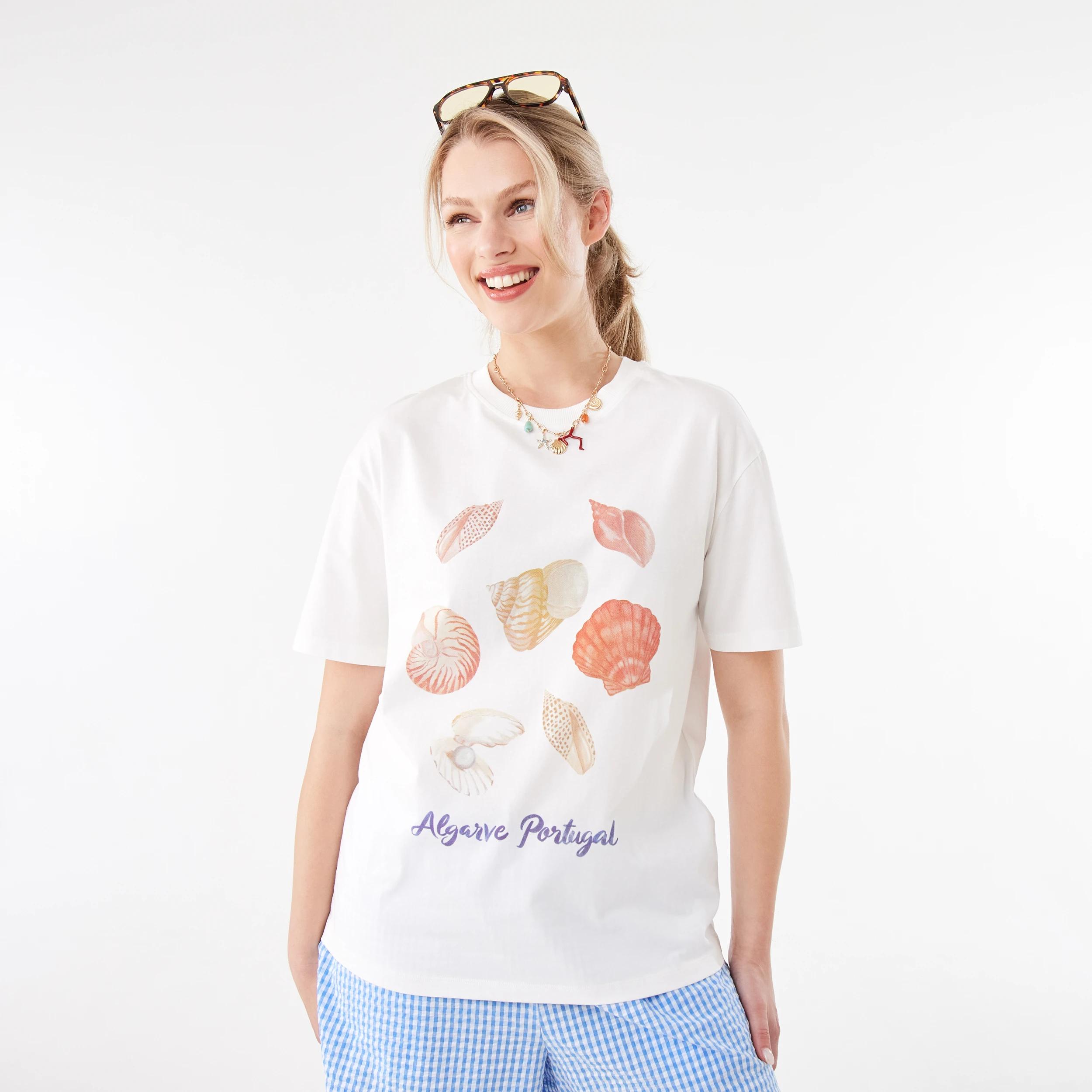 1 Short Sleeve Oversized Boyfriend T-shirt Shells, 1 of 6