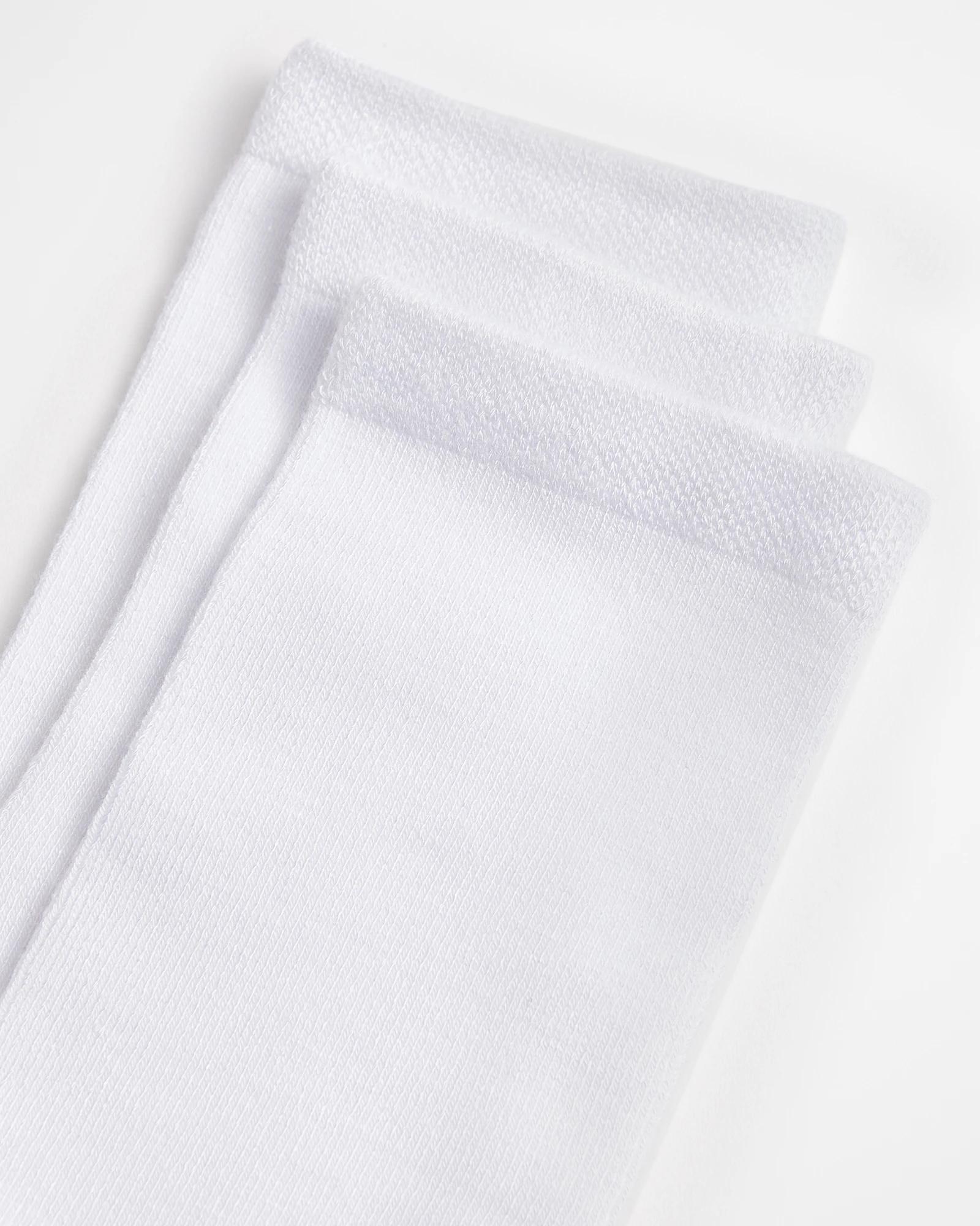 2 Target 3 Pack Bamboo Crew Socks WHITE, 2 of 3