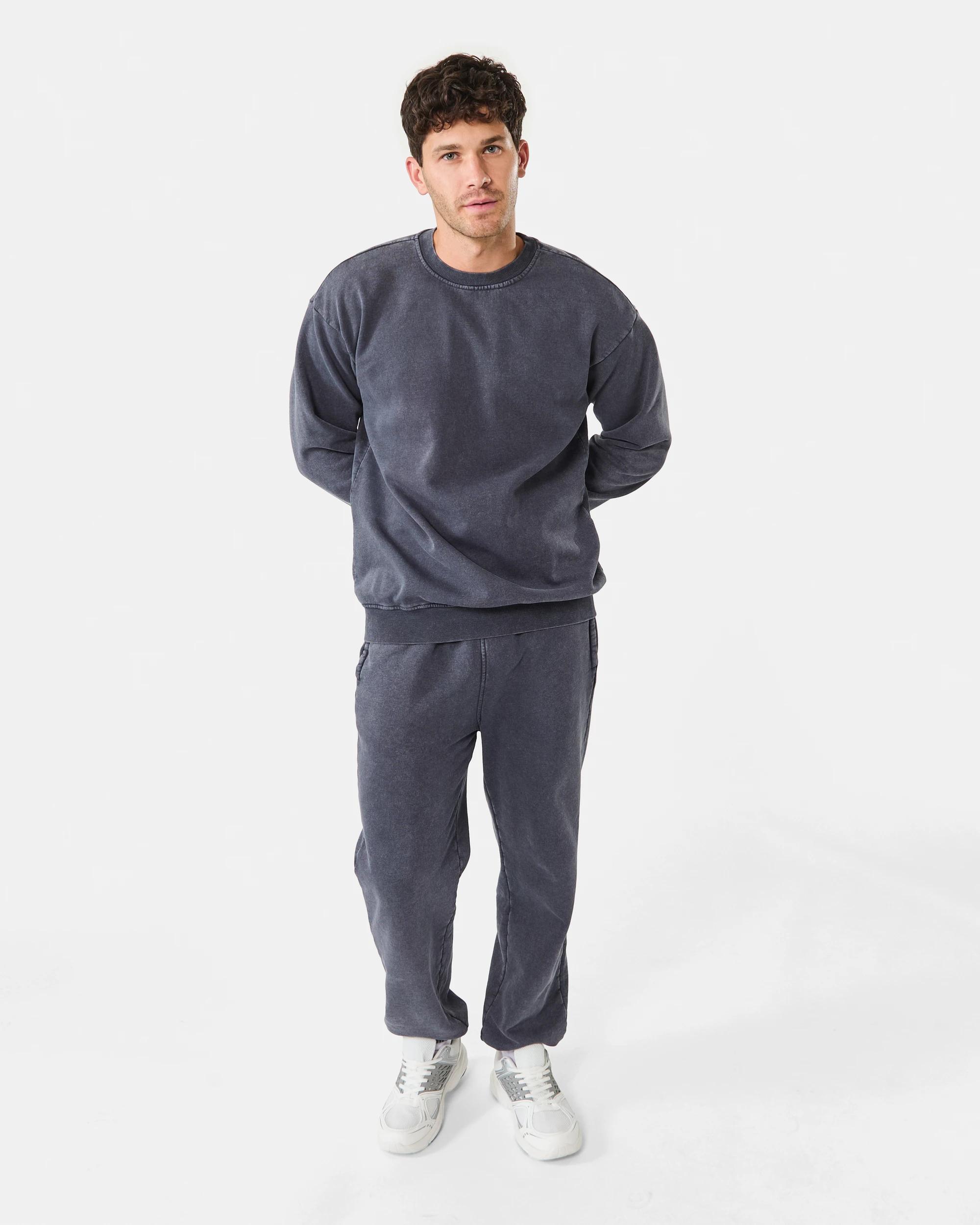 2 Garment Dyed Crew Neck Sweatshirt Gry Lava, 2 of 8