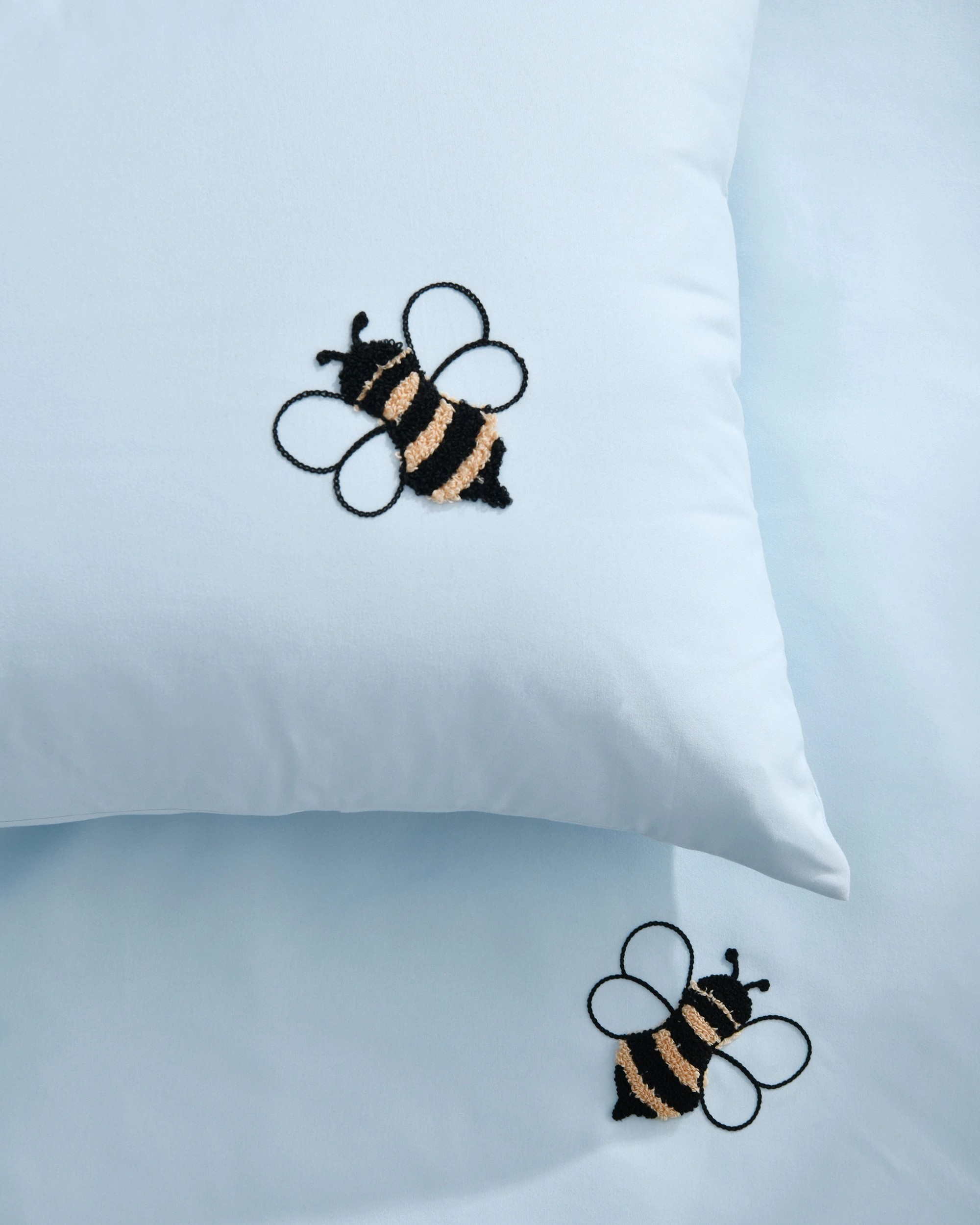 5 Jack & Ava Bumbly the Bee Embroidered Kids Quilt Cover Set - King Single Bed - Sky Blue, 5 of 7