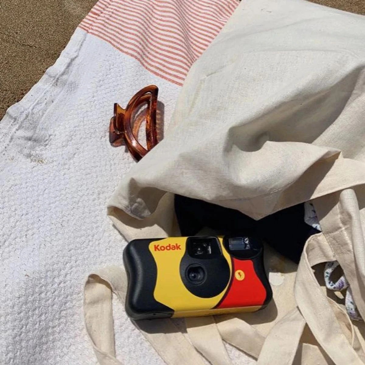 4 3 Pack Kodak Fun Saver Single Use Cameras - Yellow, 4 of 8