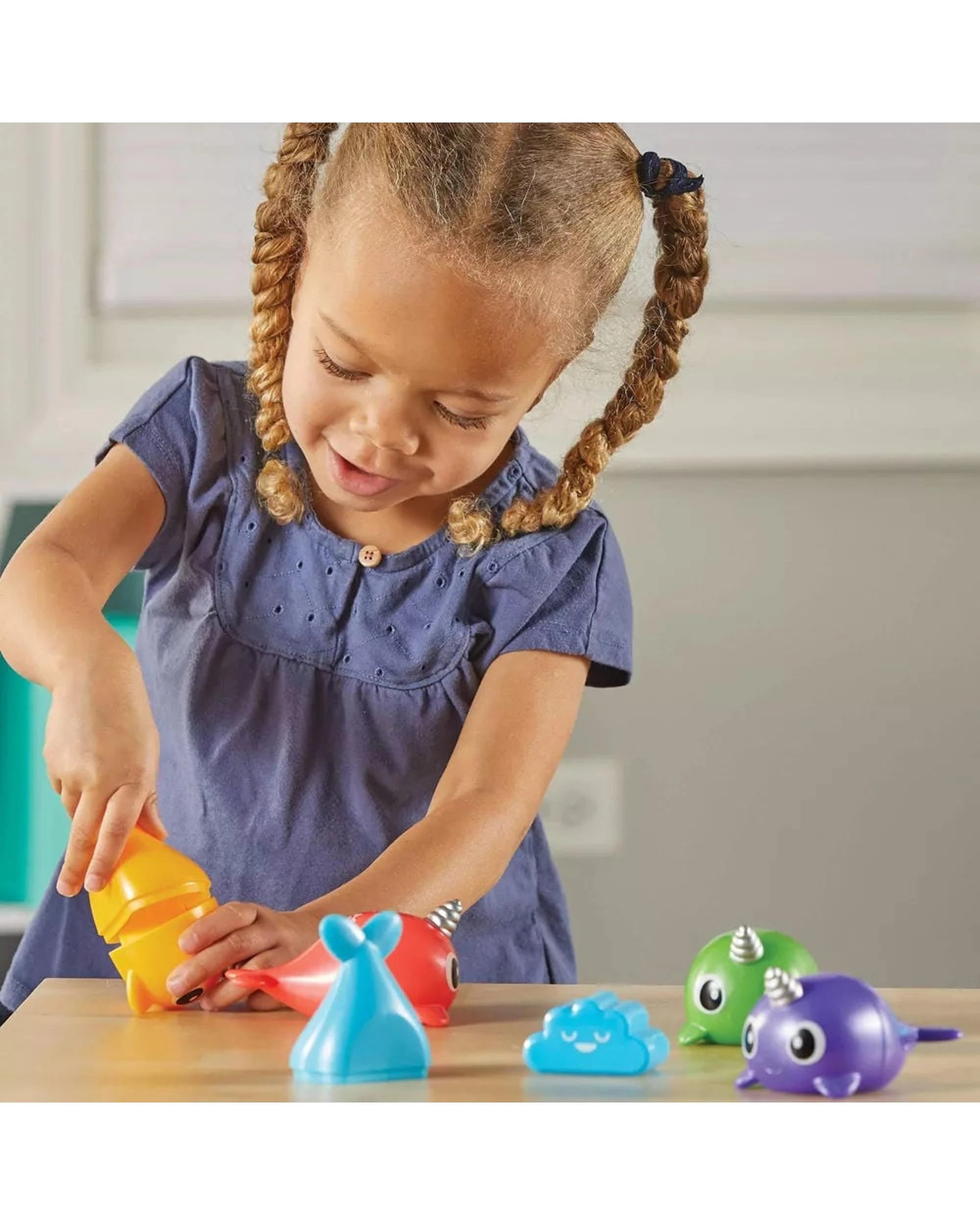 6 Learning Resources Snap-n-Learn Narwhals and Friends Playset, 6 of 6