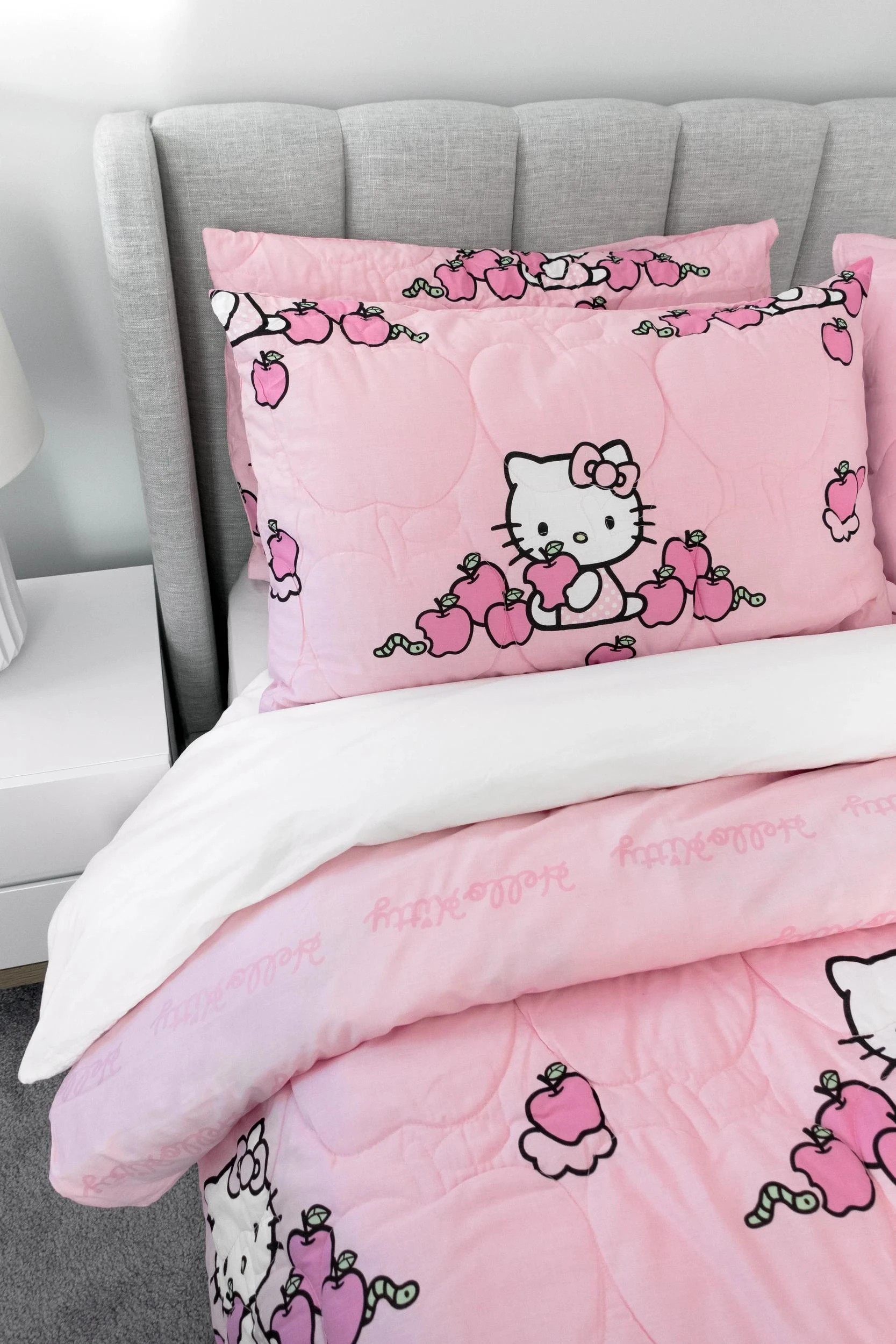 2 Hello Kitty Kids Quilt Cover Set - Queen Bed - Pink, 2 of 3