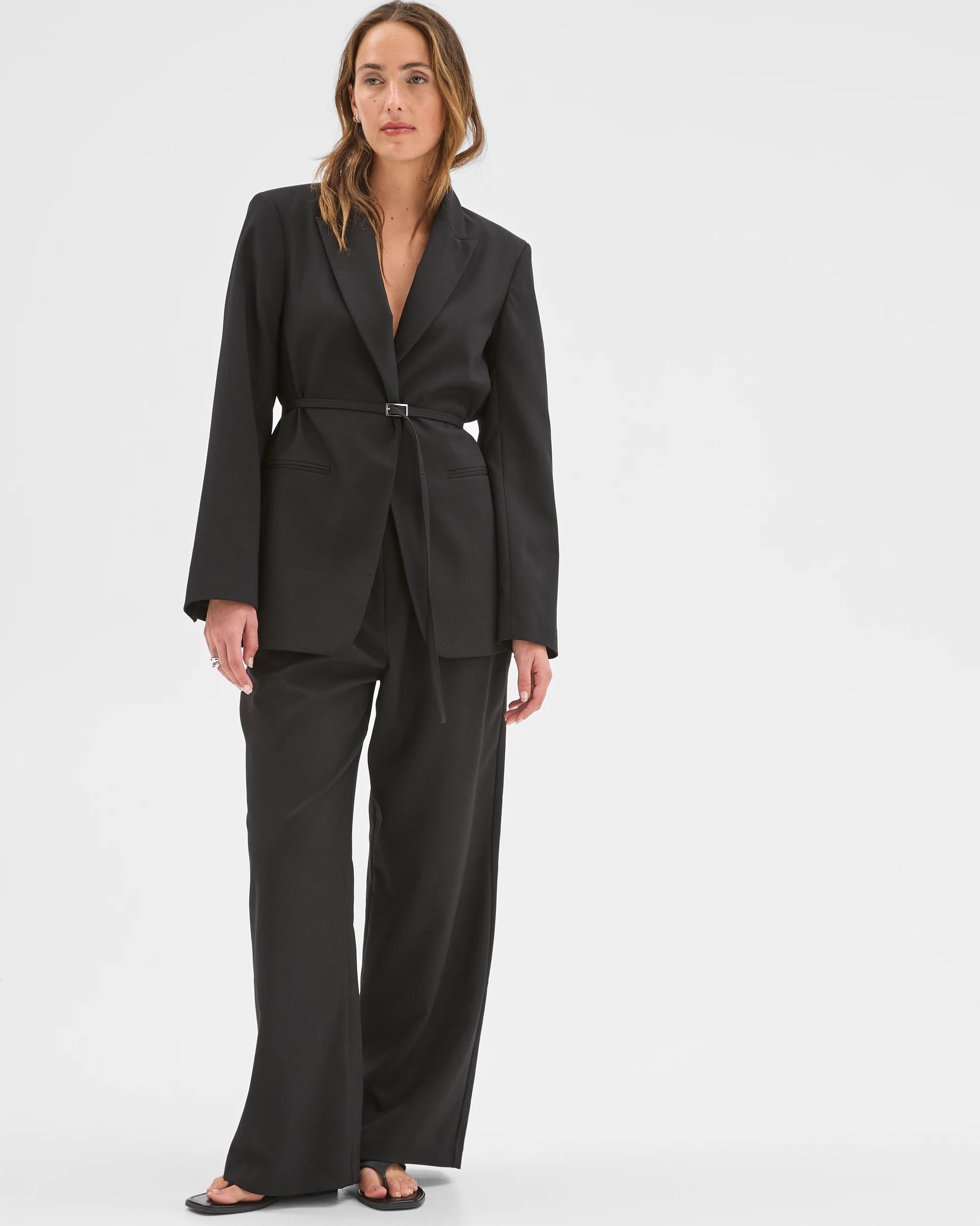 2 Preview Belted Detail Blazer BLACK, 2 of 8
