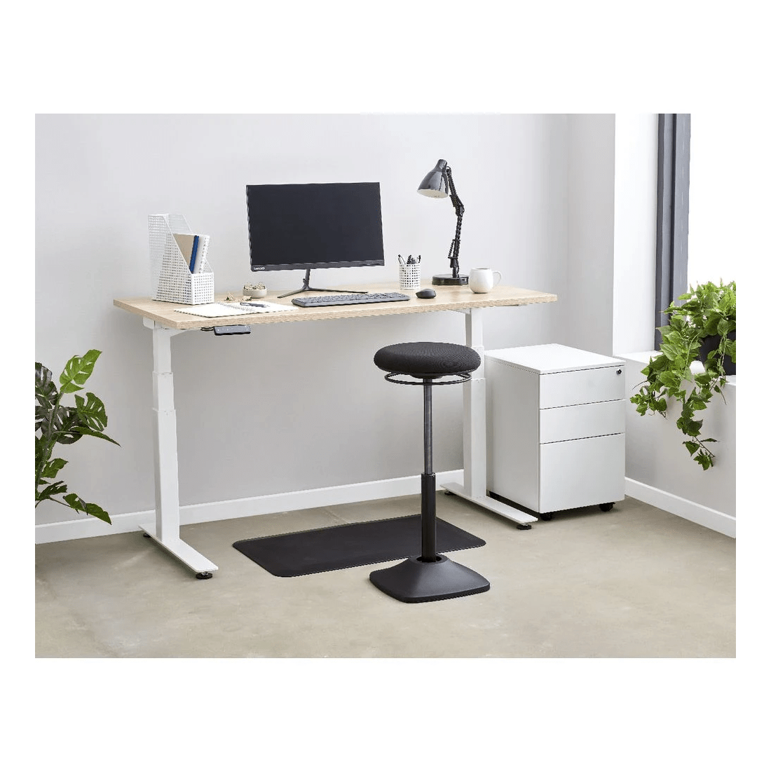 5 Stilford S2 Electric Sit Stand Desk 1500mm Black/Oak, 5 of 5