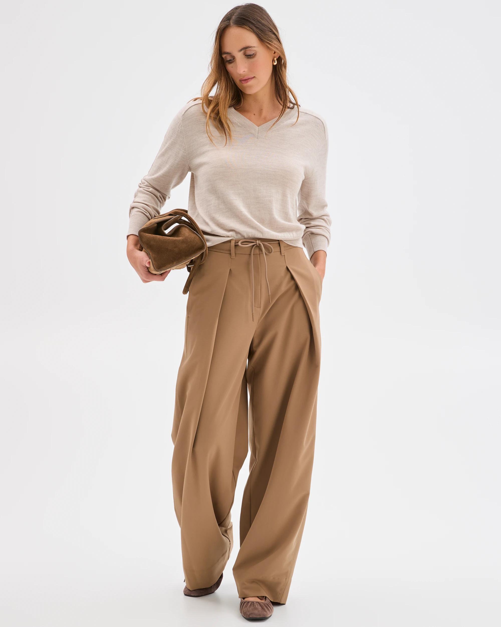 6 Preview Australian Merino Wool Long Sleeve V-Neck Knit Top OATMARLE, 6 of 9