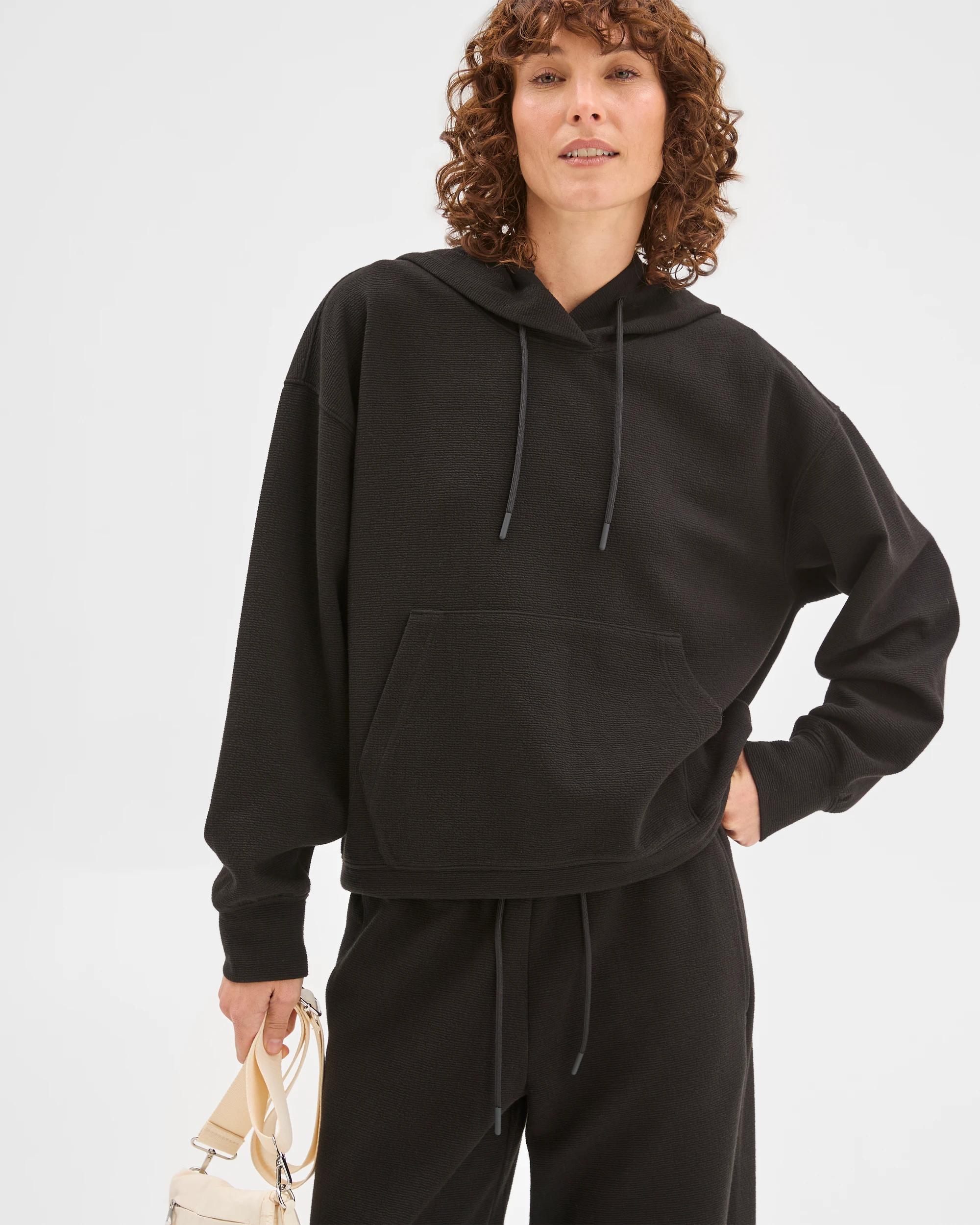 1 Target Active Active Australian Cotton Blend Crinkle Hooded Jumper BLACK, 1 of 7